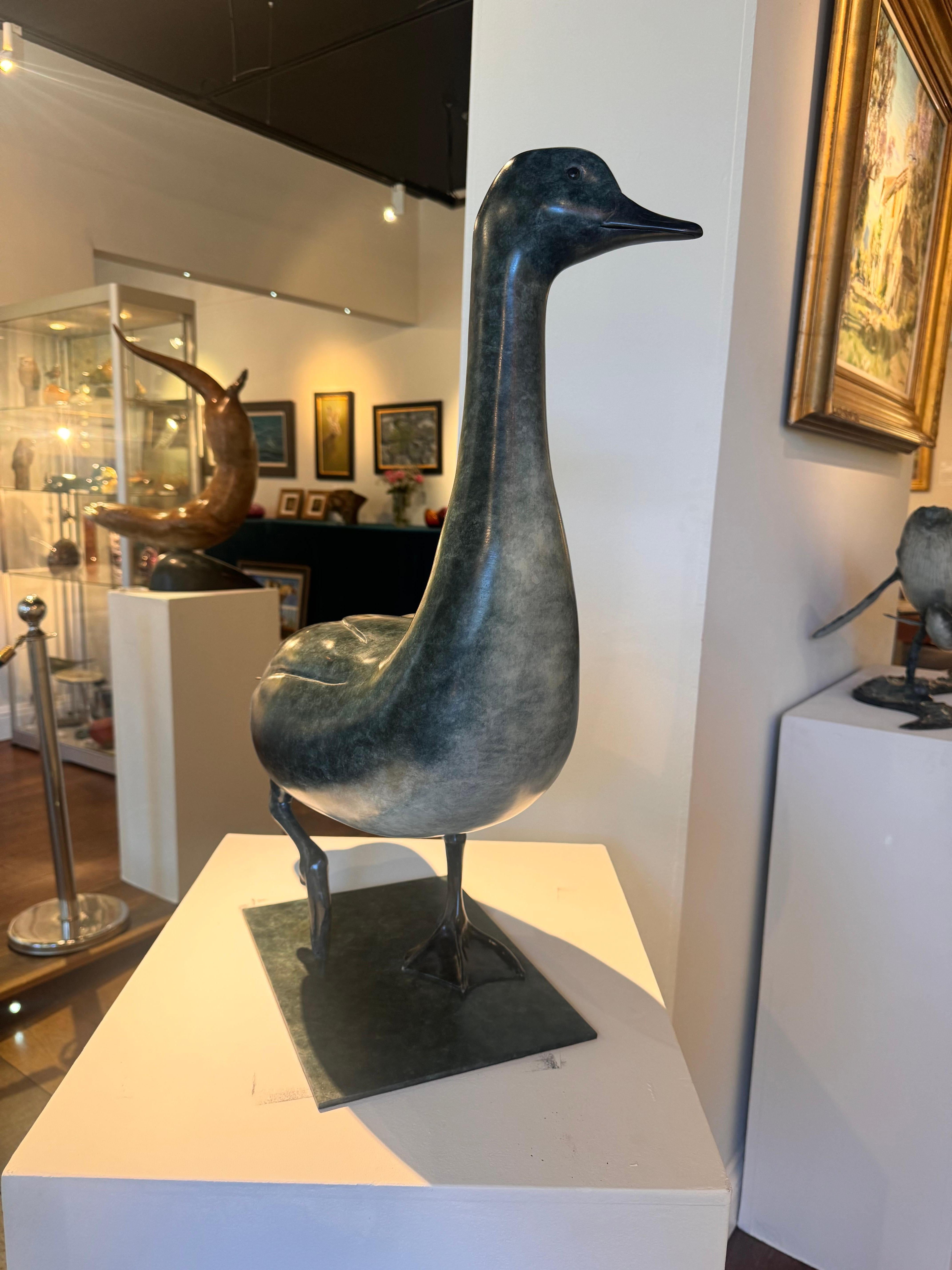 Scultura contemporanea in bronzo Greene & Greene, uccello della fauna selvatica, per giardino o per interni in vendita 3
