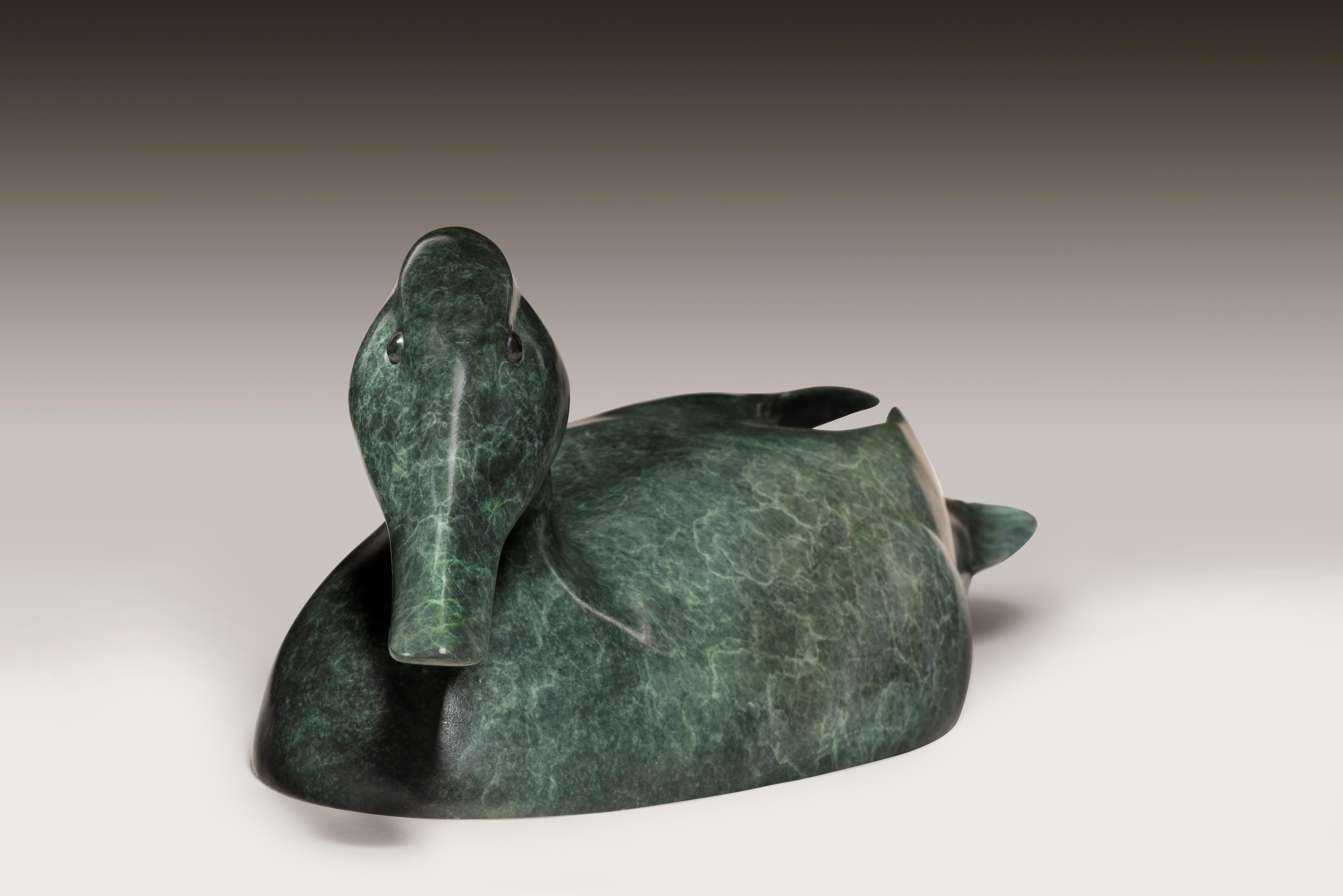 Sculpture contemporaine en bronze d'un canard colvert nageant sur l'eau, vert vif en vente 3