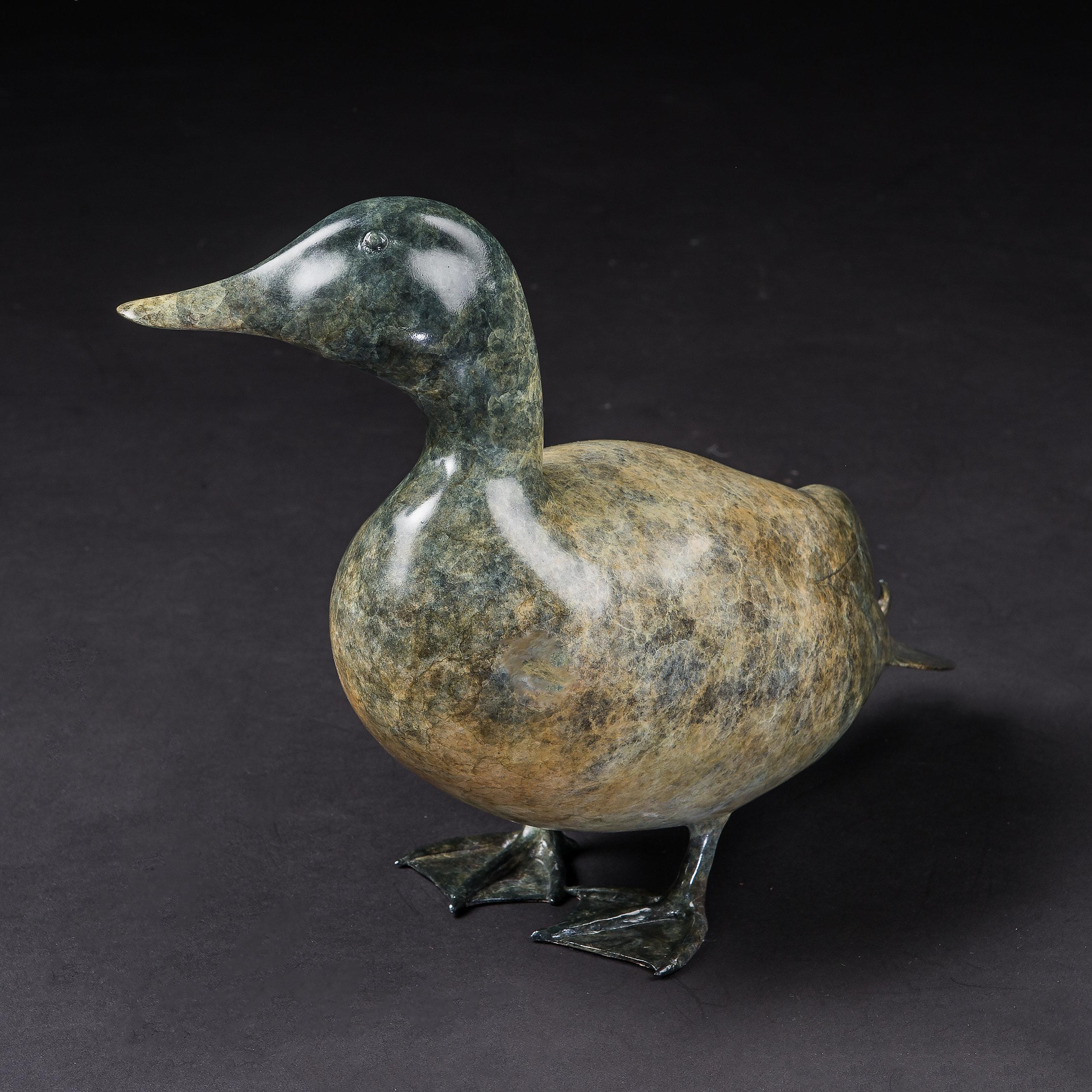 Scultura contemporanea in bronzo di un'anatra domestica verde, natura, fauna selvatica in vendita 5