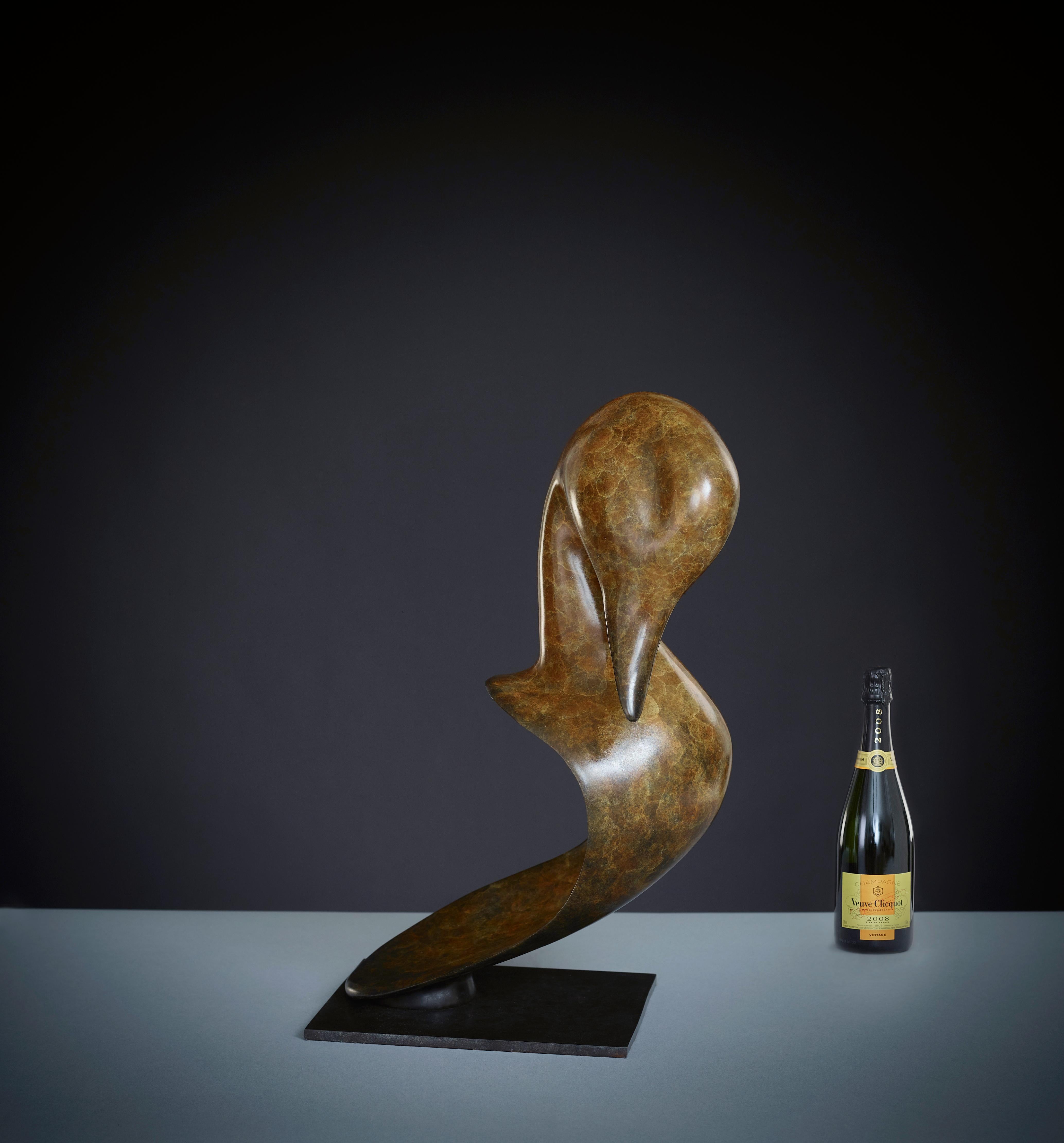 Grande sculpture contemporaine de faune en bronze « Tête de pique » de Richard Smith  - Or Figurative Sculpture par Richard Smith b.1955