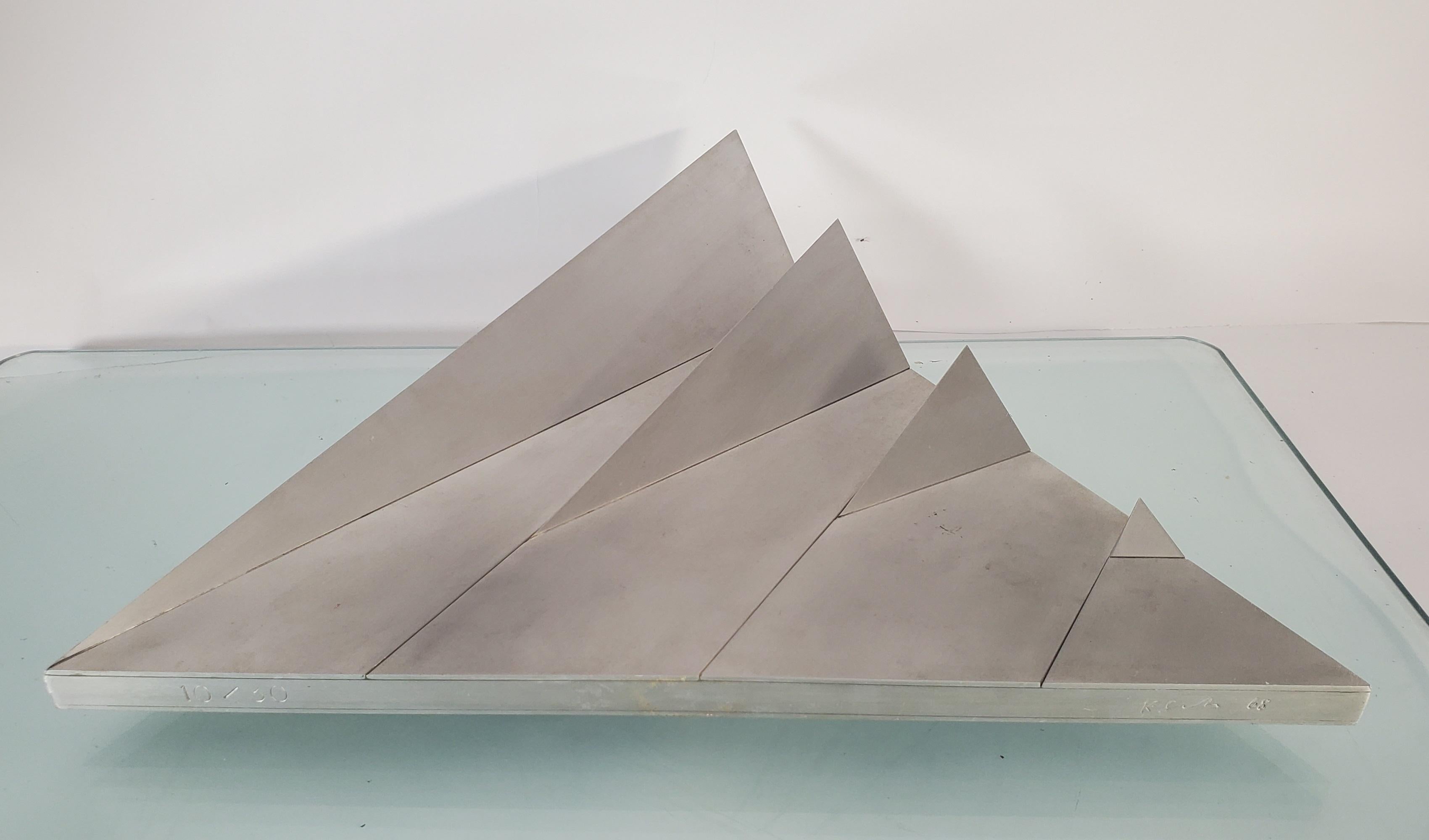 Richard Smith (British 1931-2016)

Envelope No.1

1968
Aluminum Wall Sculpture

16 x 16 x 16-inch, triangle shape, by 2 ½ inches wide
Signed and dated ‘68
Numbered edition 10/30

About the artwork:

 

This artwork is a three-dimensional aluminum