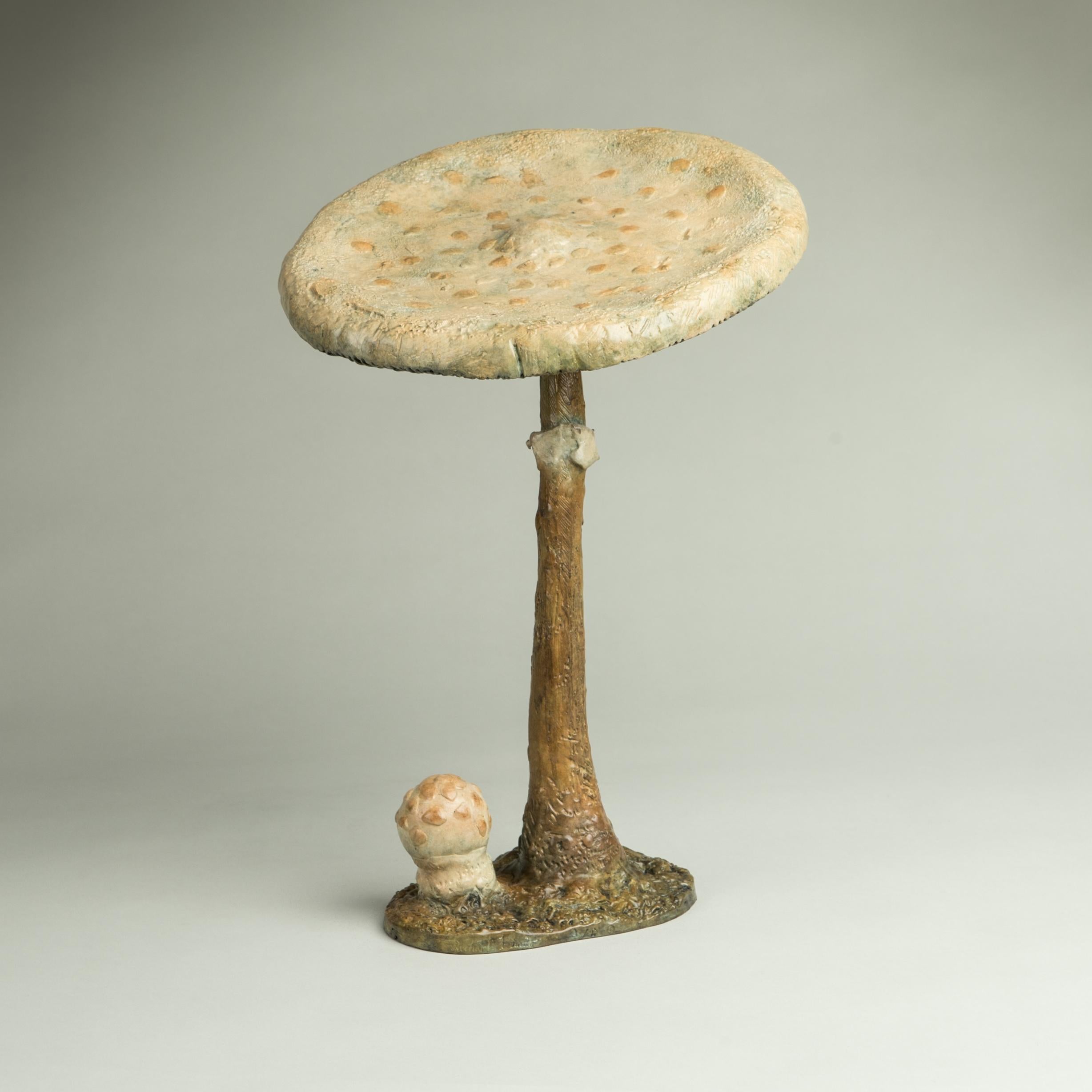 Richard Smith Still-Life Sculpture – 'Parasol Mushroom' Zeitgenössische Bronzeskulptur eines Pilzes, Wildlife