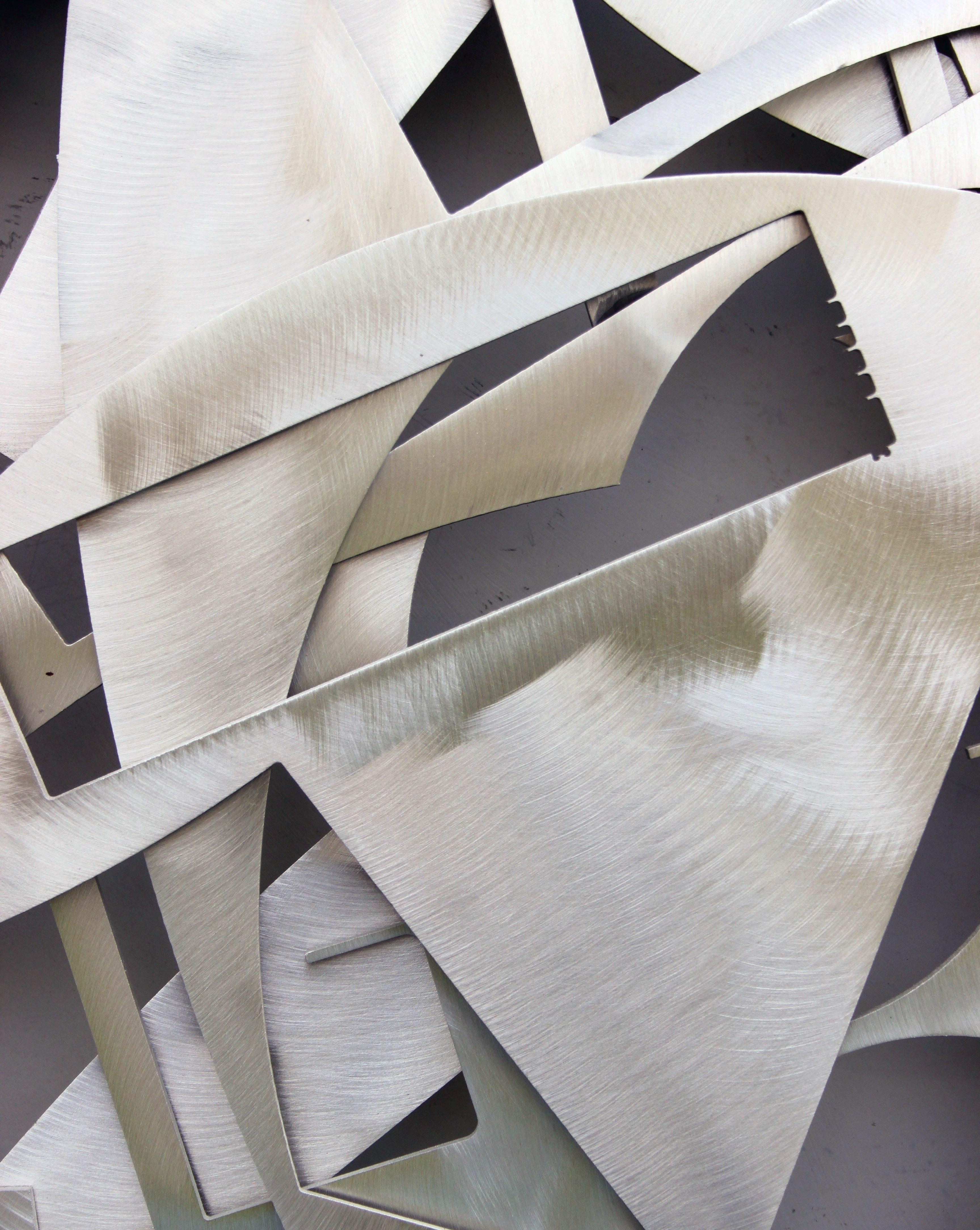 Amulet 4 - Gray Abstract Painting by Richard Taylor