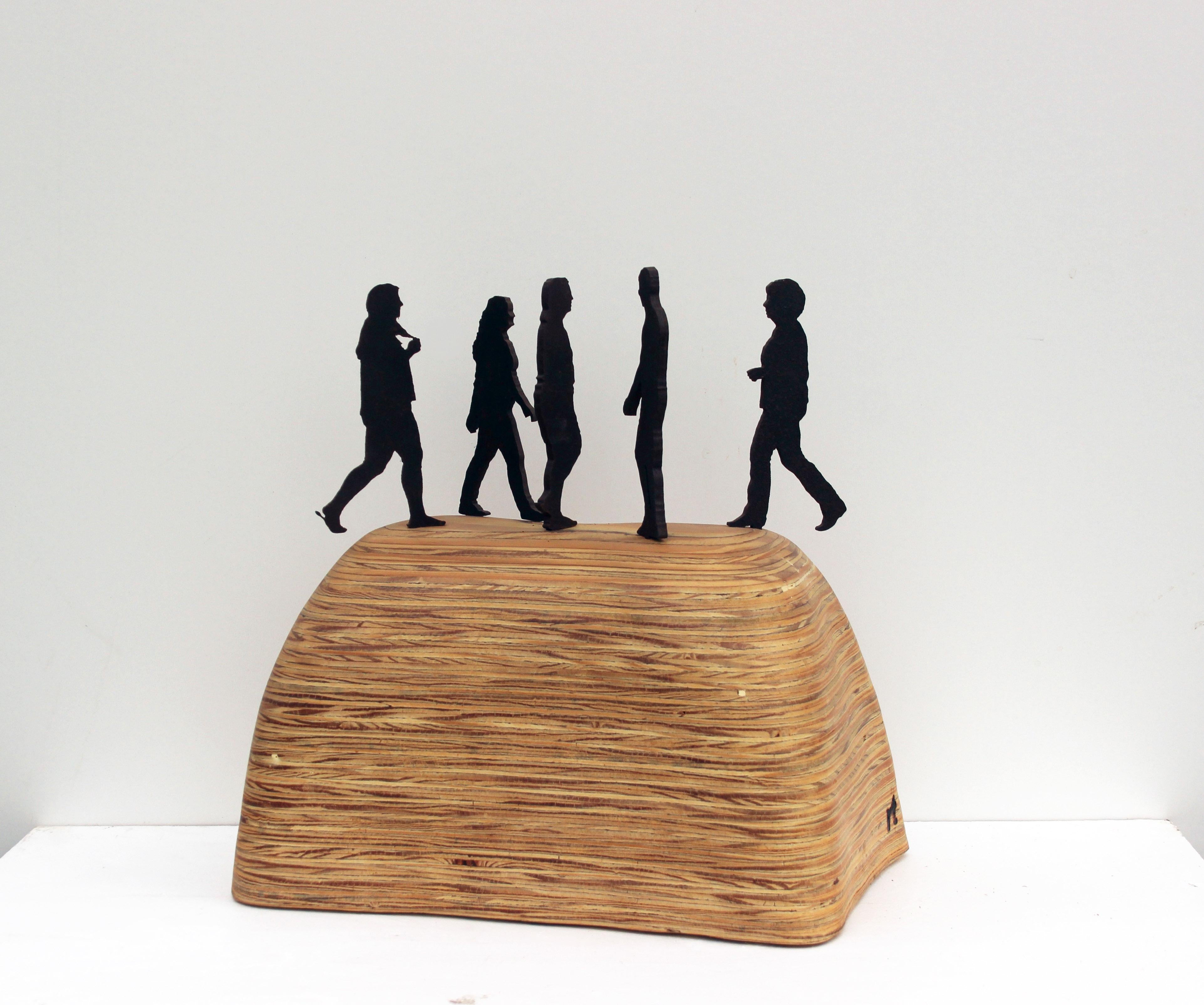 Richard Taylor Figurative Sculpture - Gathering 5