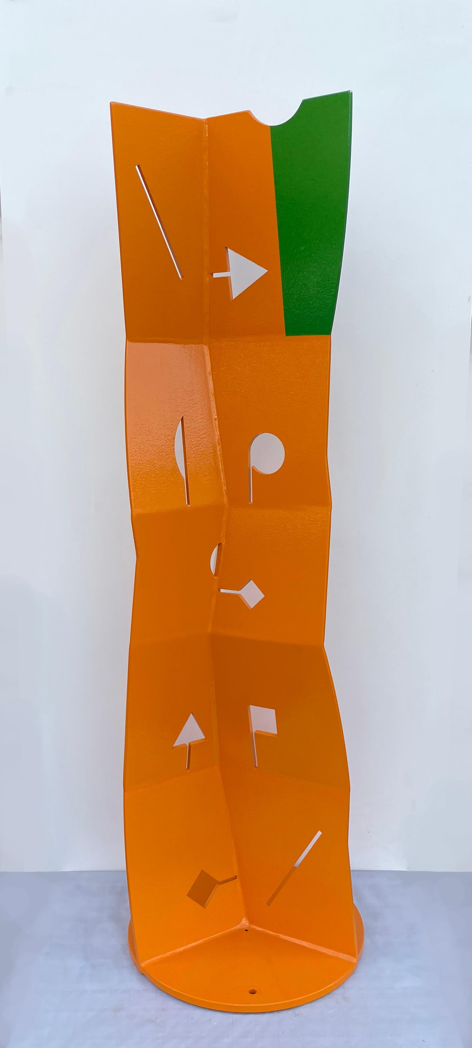 Orange Buoy fait partie d'une paire de sculptures en plein air inspirées par la navigation sur le lac Michigan, au large de la côte du Wisconsin. Les compositions rappellent les bouées de navigation en mer qui avertissent les marins des dangers