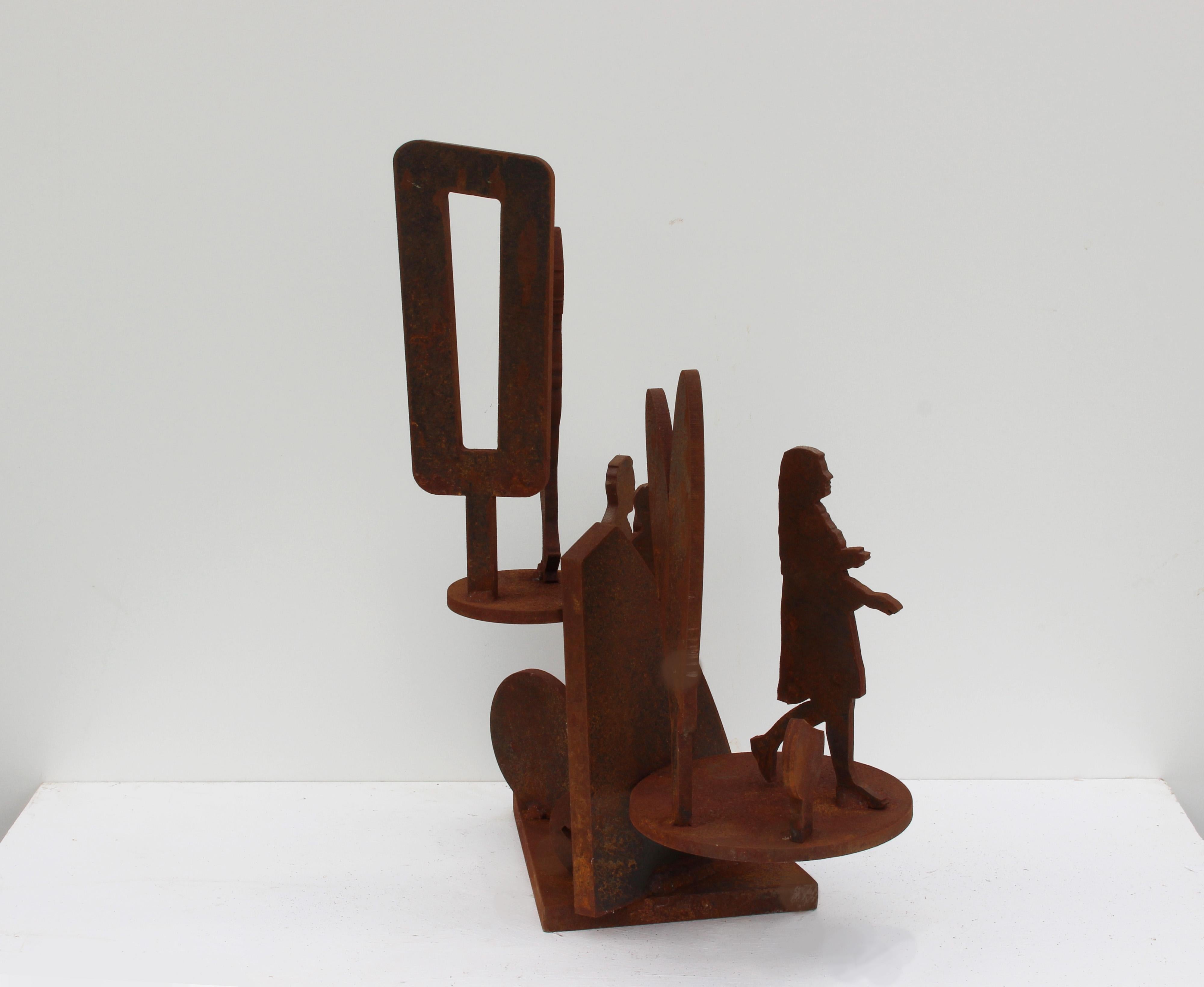 Ma série de sculptures Small Townes sont des pièces de table en acier rouillé. Ce sont des pièces durables, qui invitent à regarder sous tous les angles, et qui peuvent être placées sur une table ou un piédestal. Ces sculptures projettent des ombres