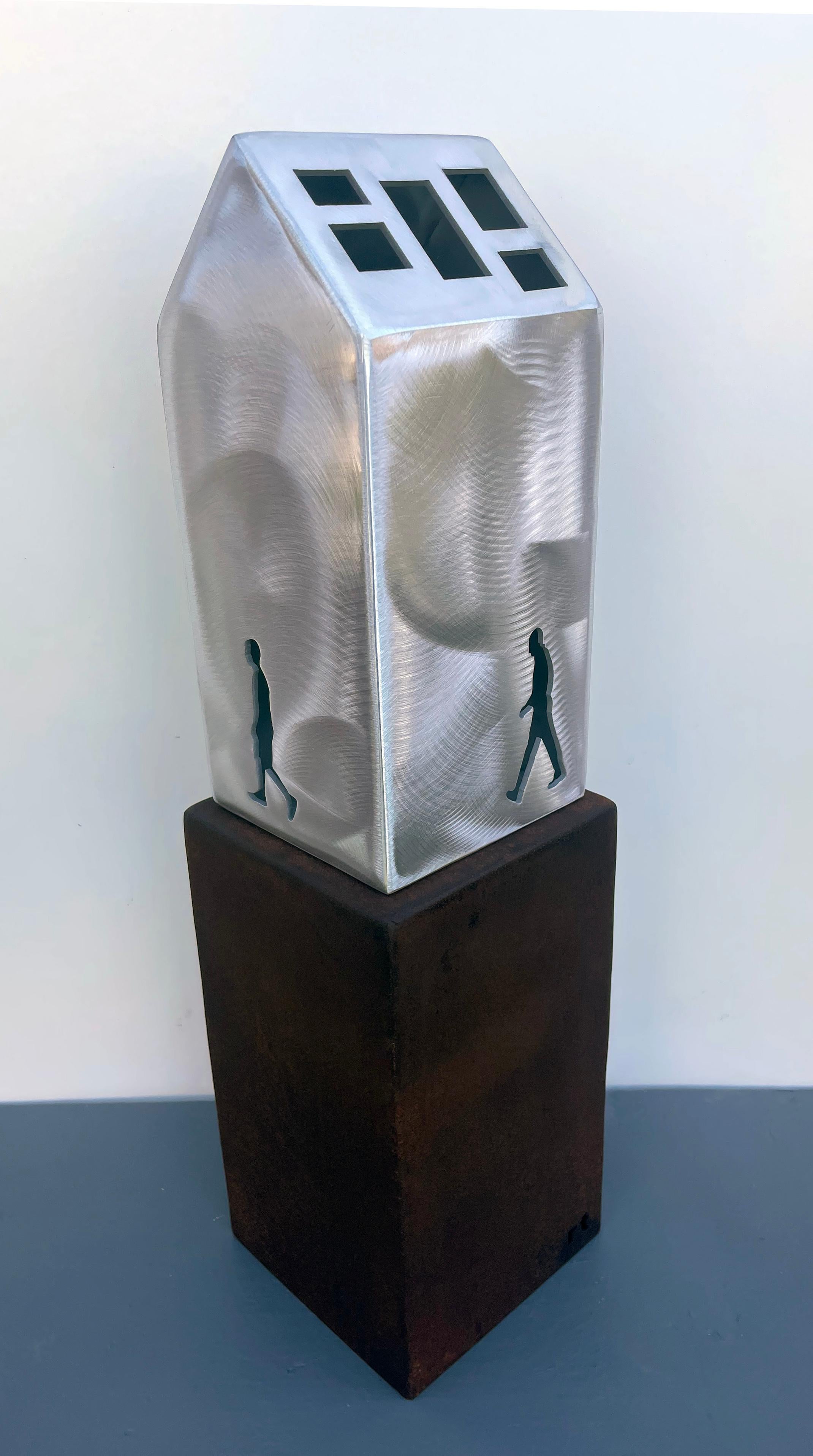 tabletop sculpture, indoor sculpture, metal, colorful, 