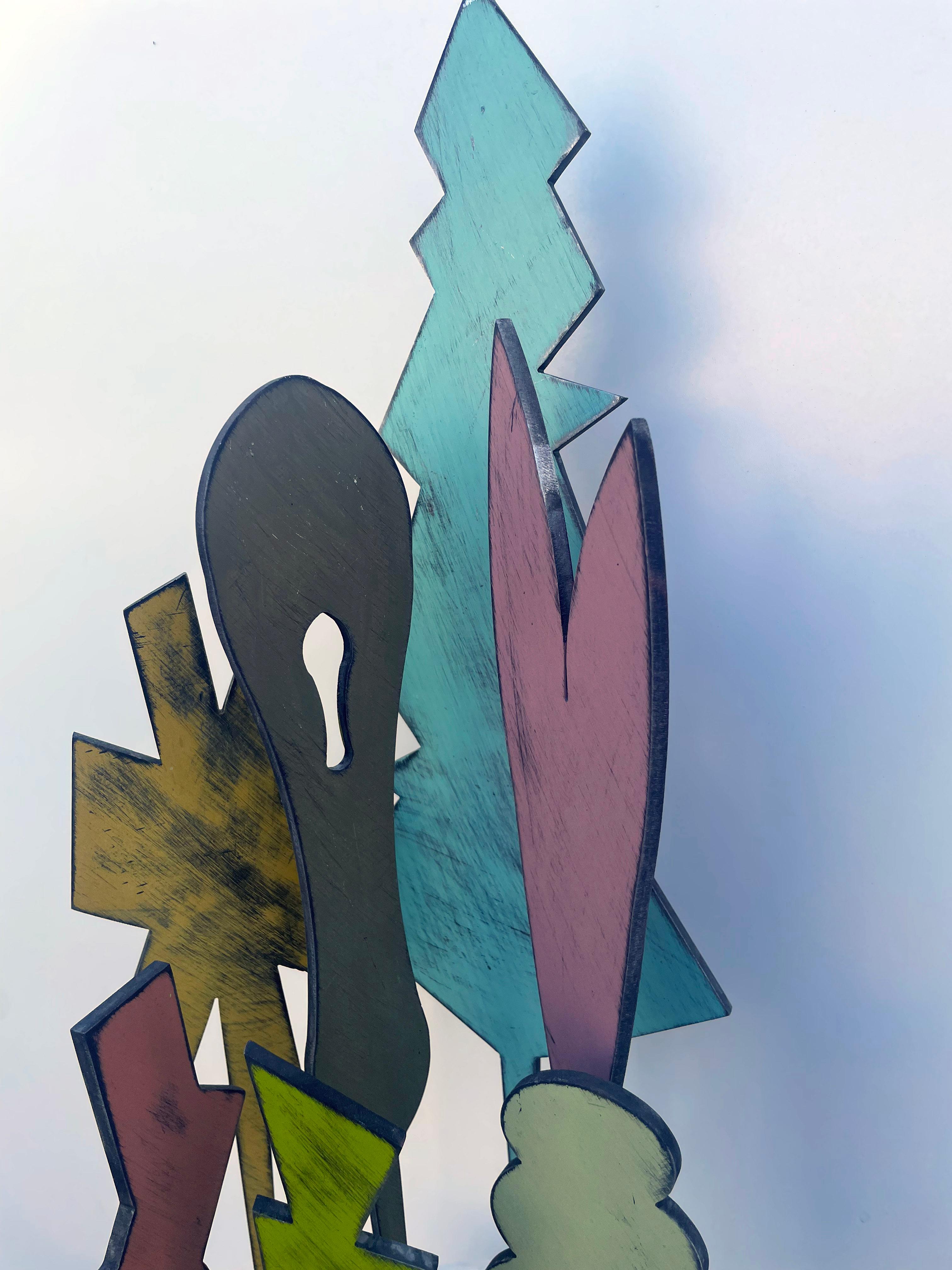 sculpture de table, sculpture d'intérieur, bois et métal, colorée, 