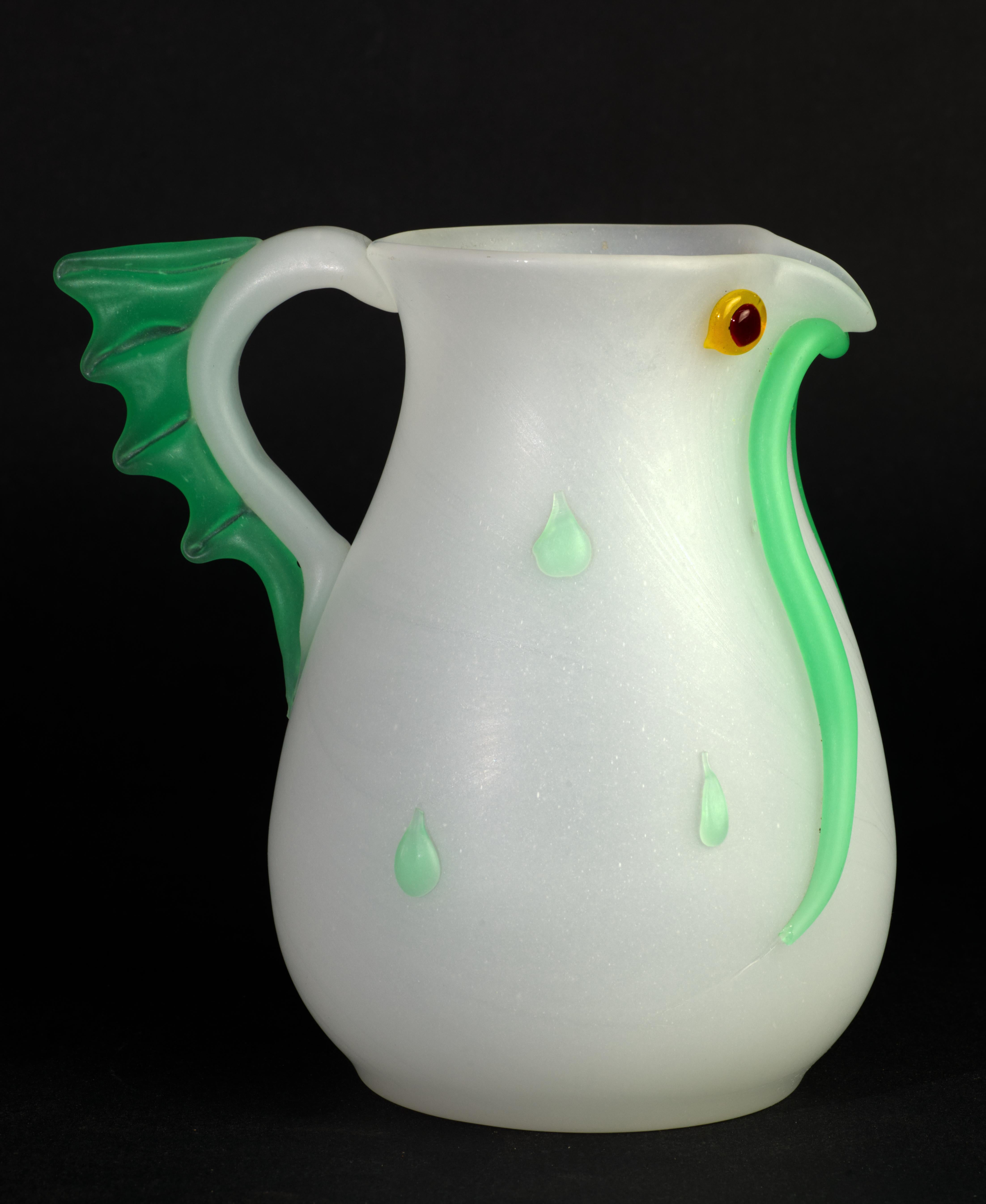 Art Nouveau Richard Teschner per Loetz Merman Brocca in vetro c1906, Elementi in vetro di uranio in vendita