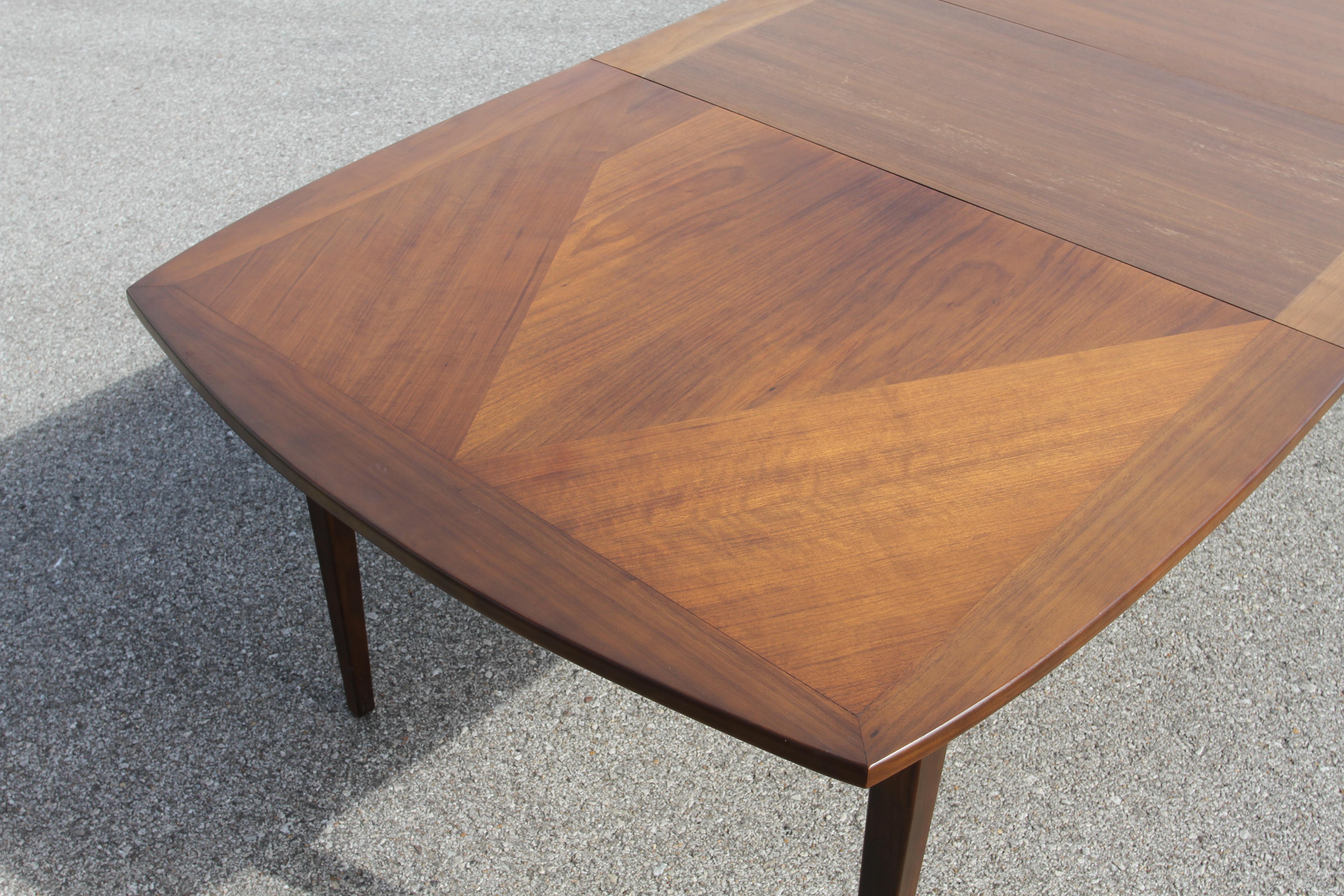 Richard Thompson for Glenn of California Large Mid-Century Modern Dining Table   3