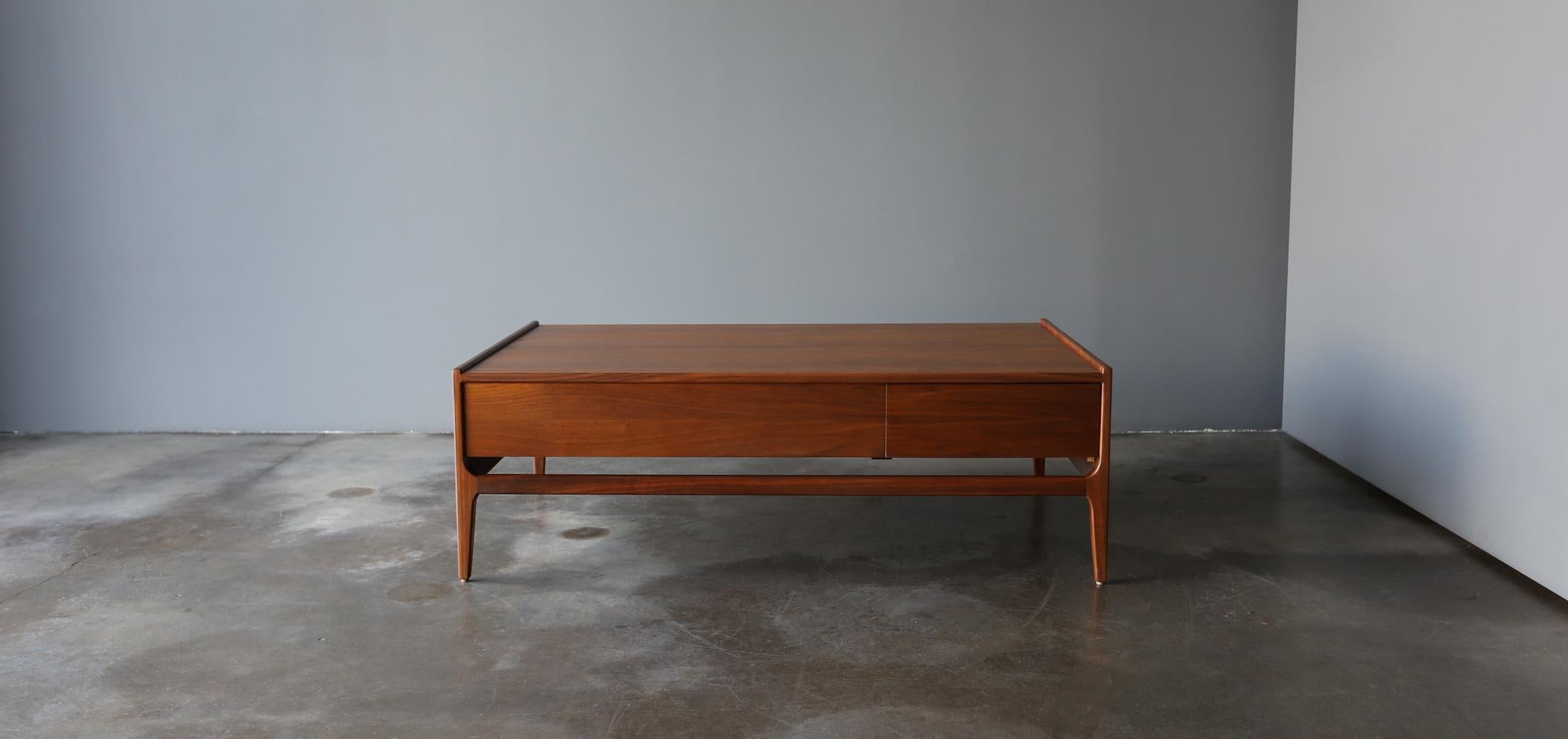 Richard Thompson Walnut Coffee Table for Glenn of California, c.1965.  This piece has been professionally restored.