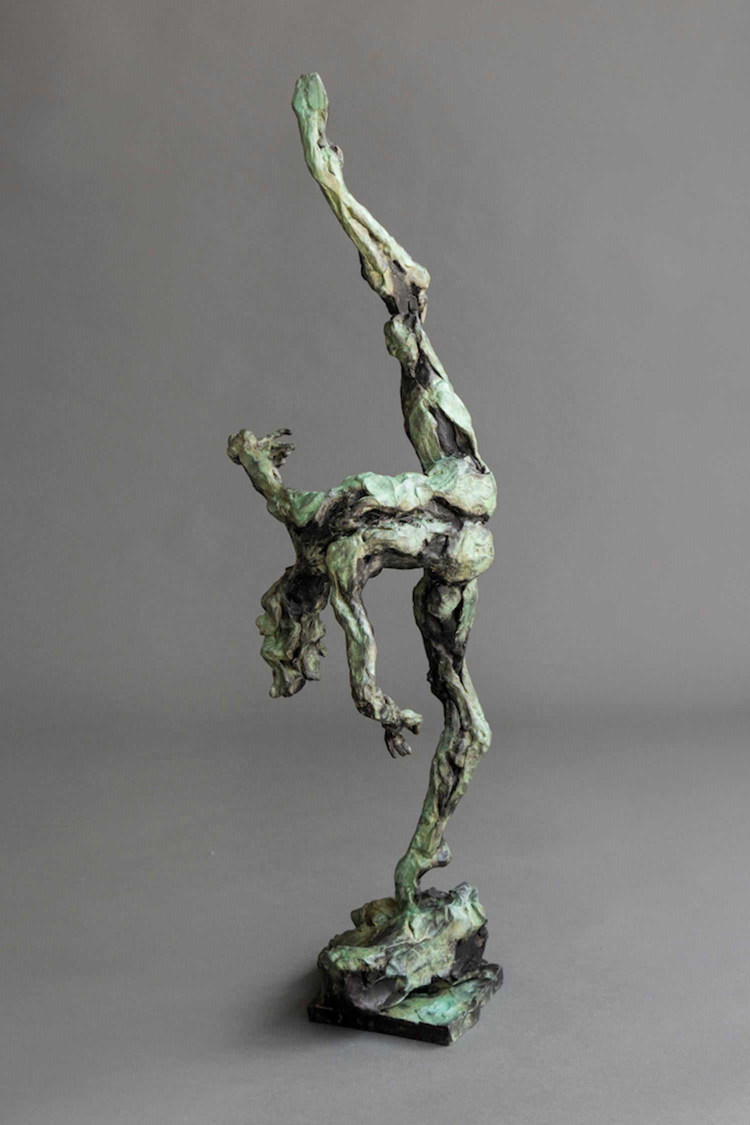 Weibliche Tänzerin - Ohne Titel Nr. 51 1/8 - nackte weibliche patinierte Bronzestatuette (Zeitgenössisch), Sculpture, von Richard Tosczak