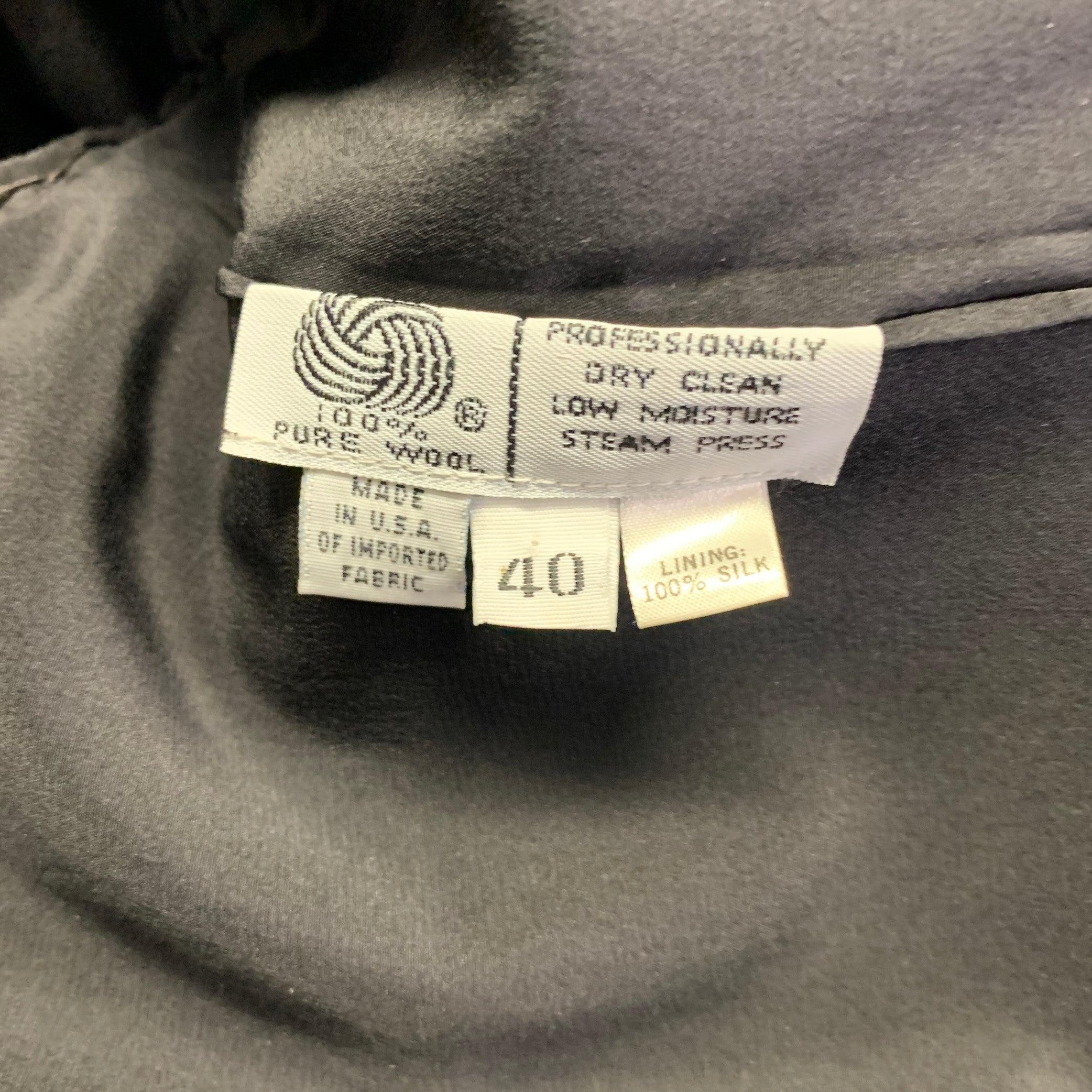 RICHARD Tyler Taille 40 Manteau de sport en crêpe de laine noir à un seul bouton en vente 1