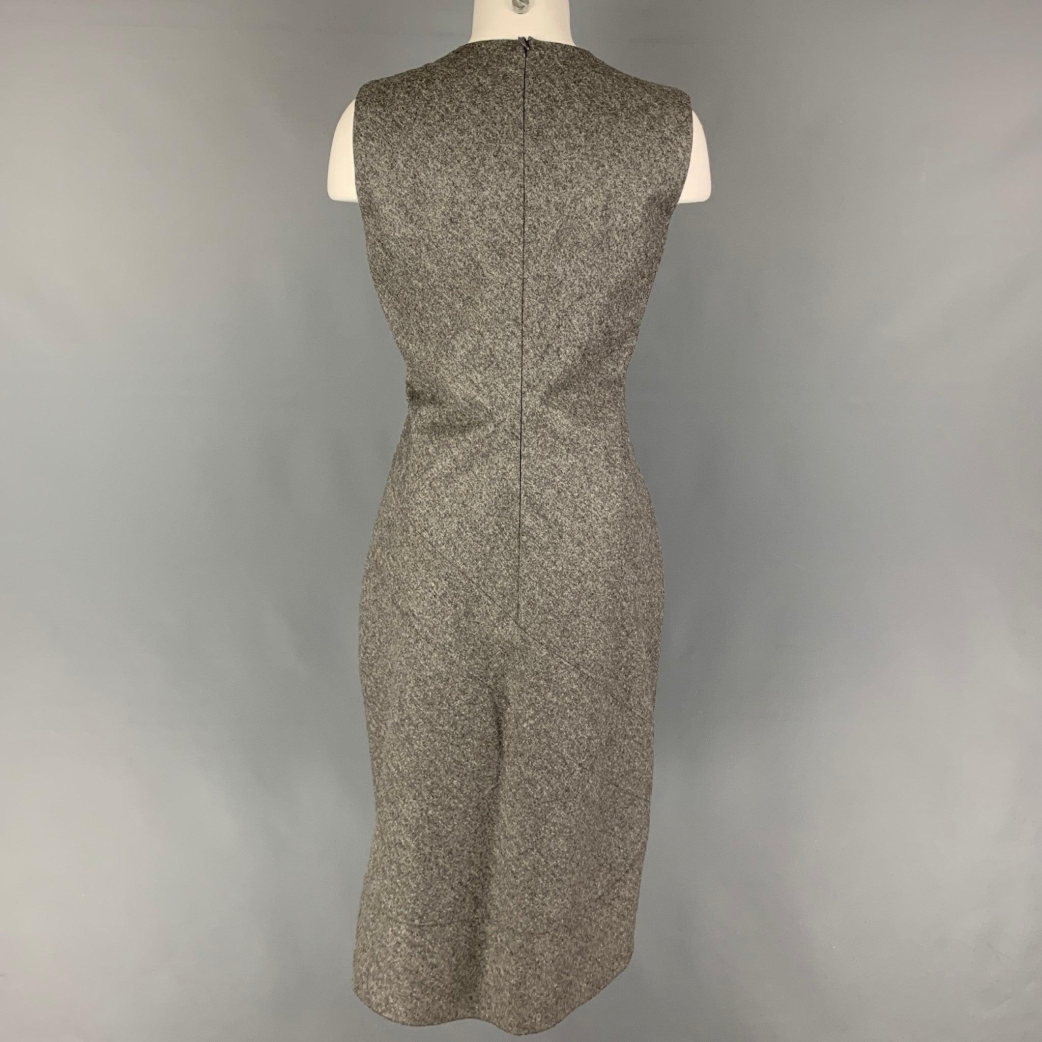 RICHARD TYLER Size 8 Grey Heather Virgin Wool Cashmere Heather Sleeveless Dress In Good Condition For Sale In San Francisco, CA