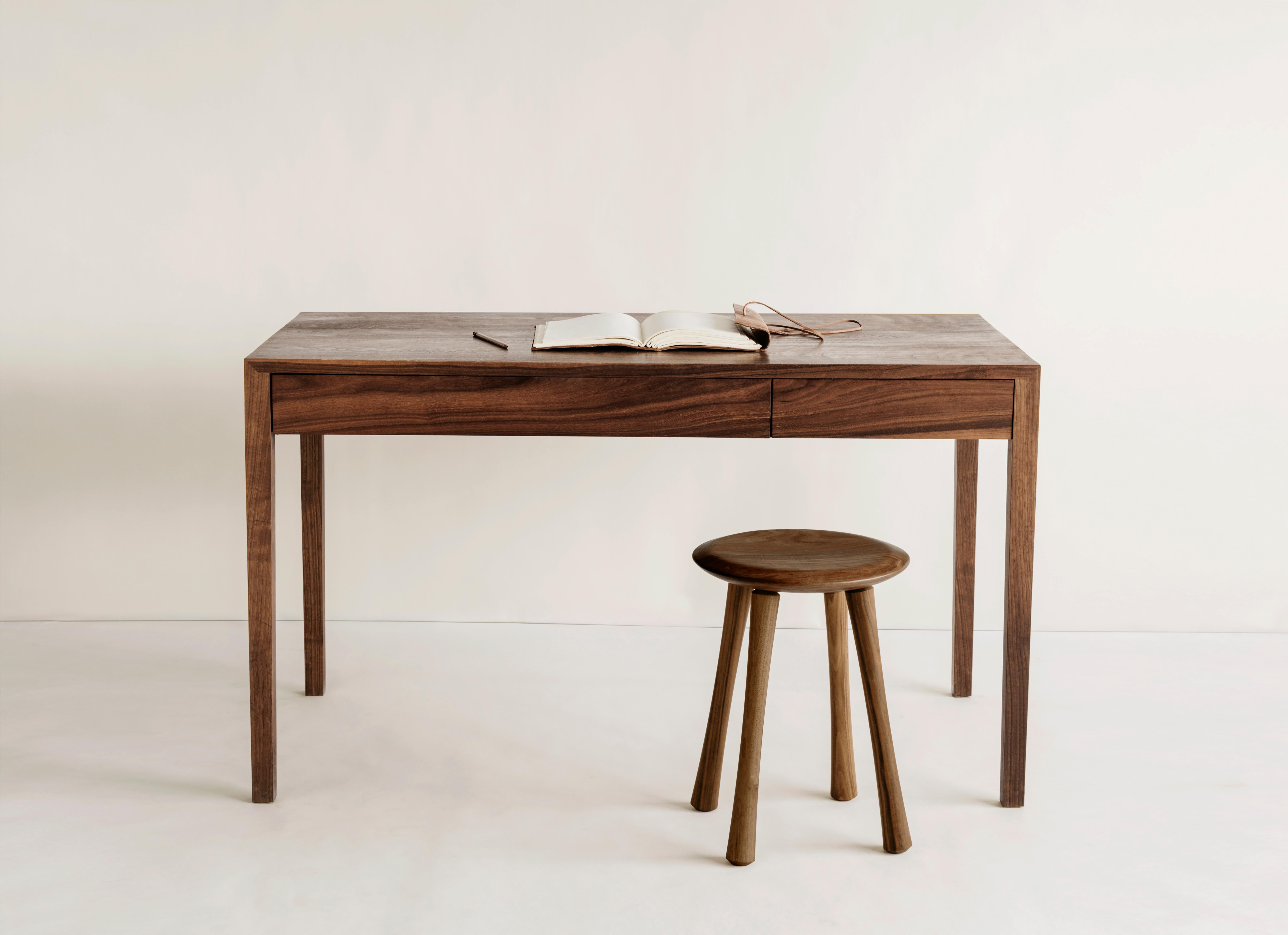 Richard Watson Fawn Stool Walnut, Bar Height 2