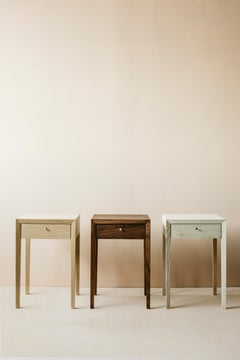 Table d'appoint Richard Watson en noyer