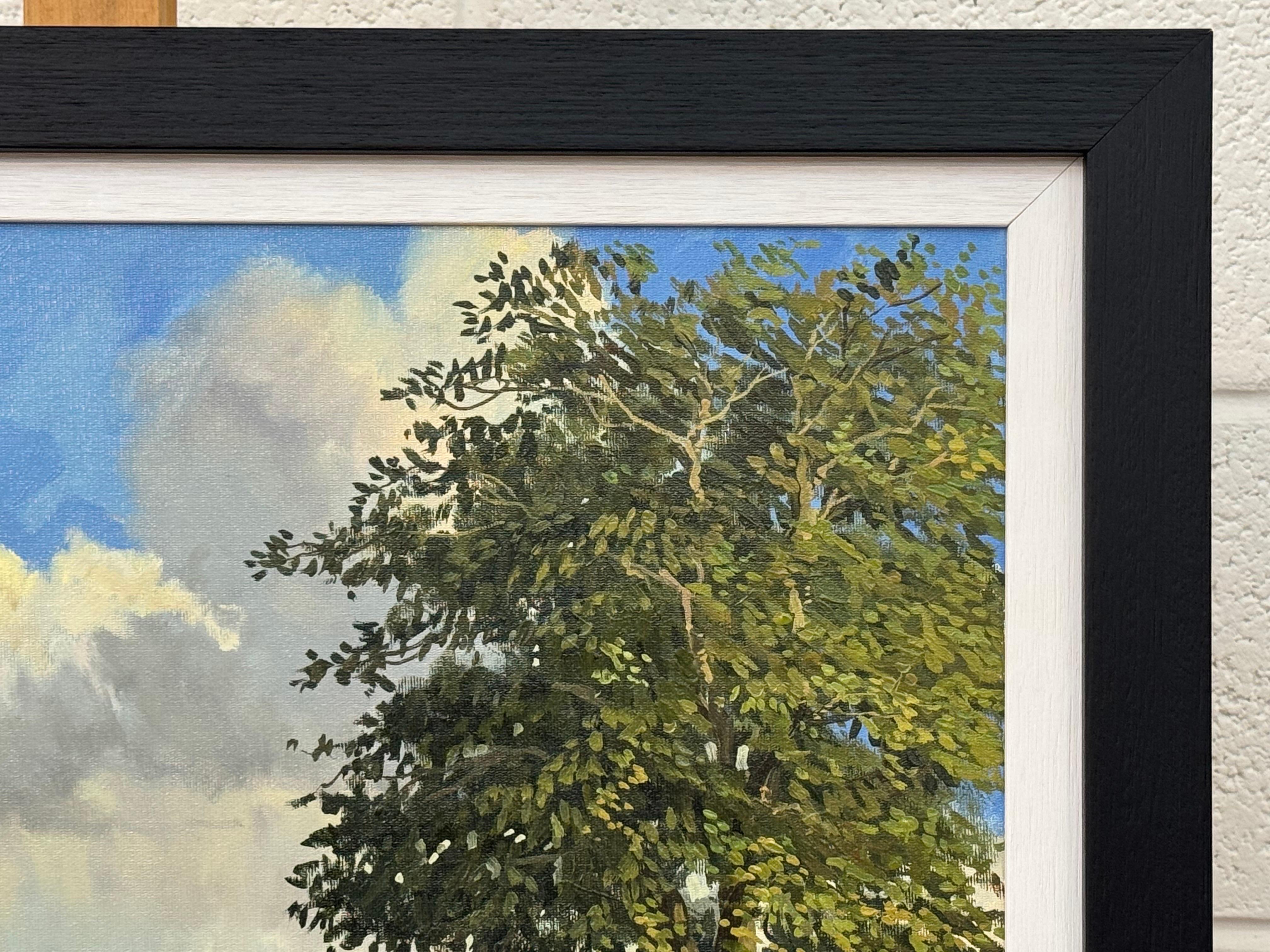 Quadro di campagna inglese con cottage con tetto di paglia, fiume e mucche al pascolo in vendita 1