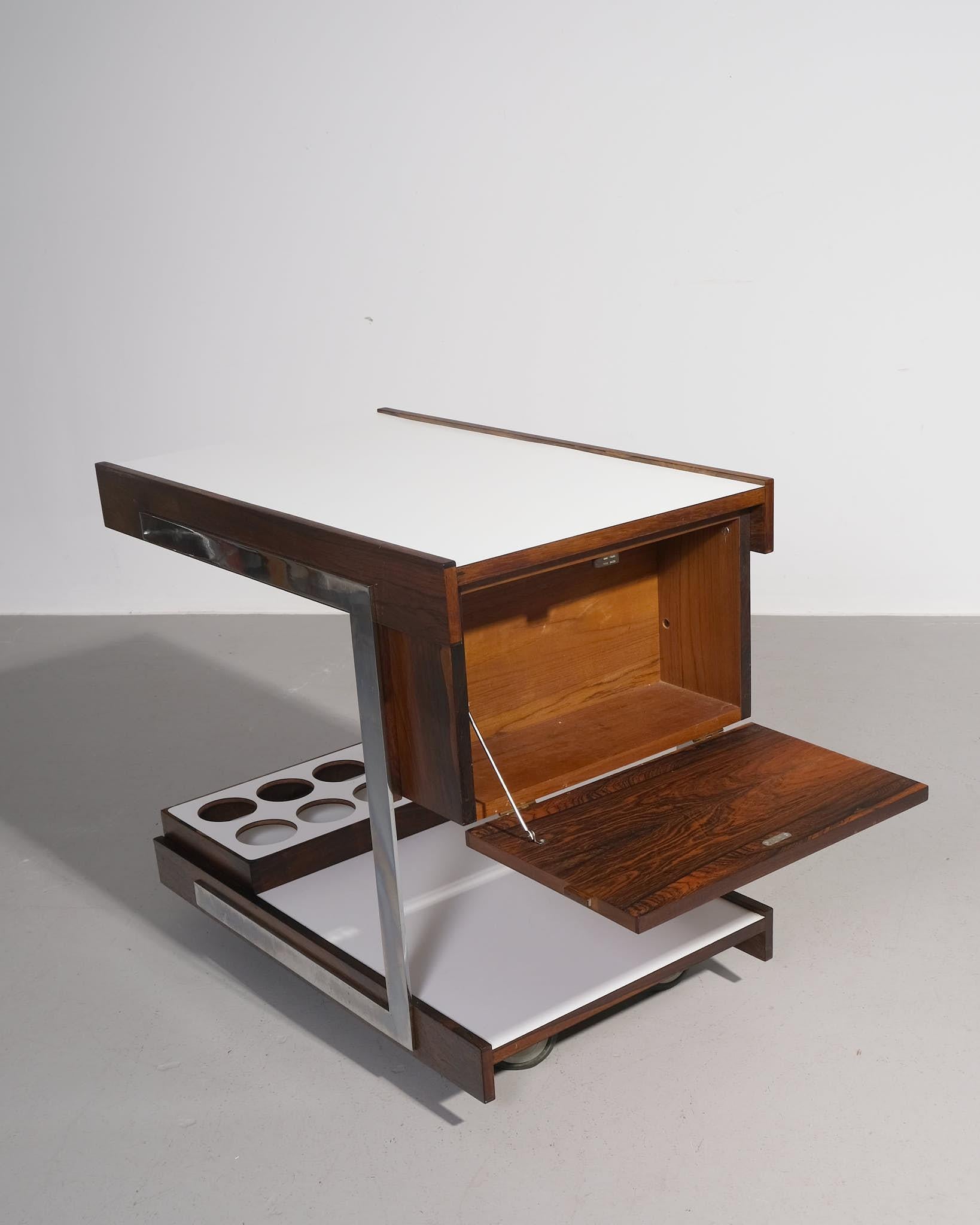 Mid-20th Century Richard Young For Merrow Associates Bar Cart / Drinks Trolley from 1965. For Sale