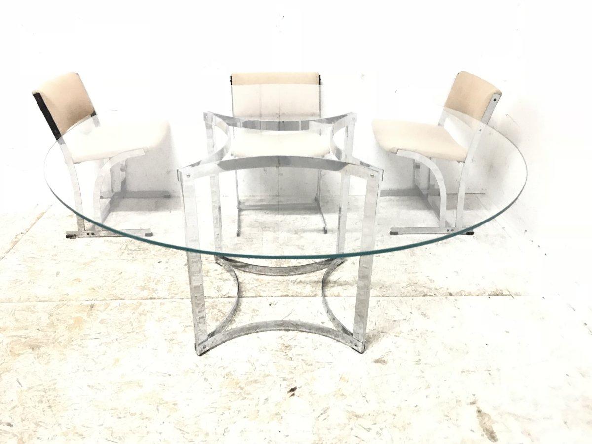 Anglais Table de salle à manger chromée et un ensemble de 8 chaises 160z Richard Young Merrow Associates en vente