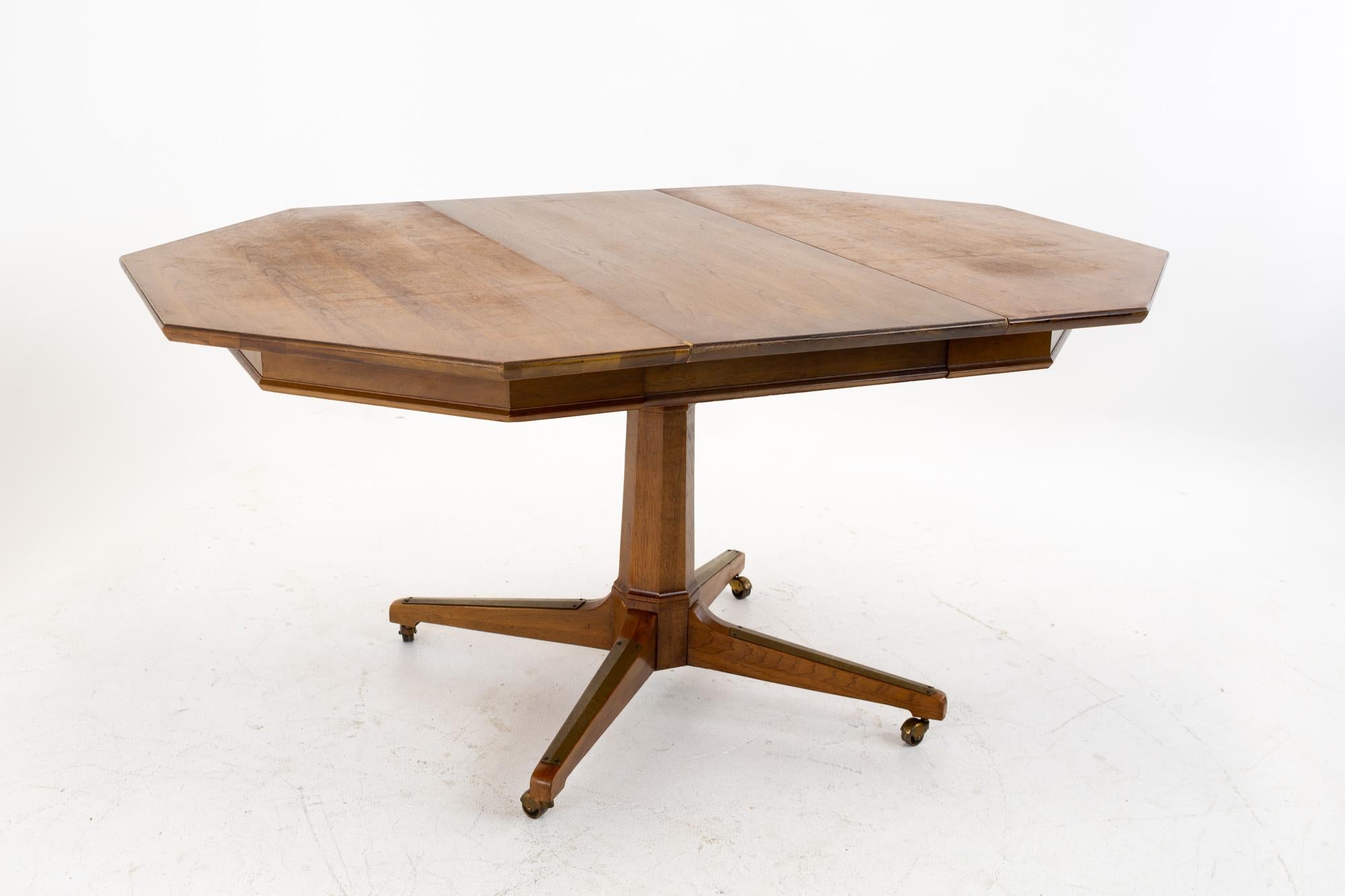 Richardson Midcentury Walnut Octagonal Dining Table In Good Condition In Countryside, IL