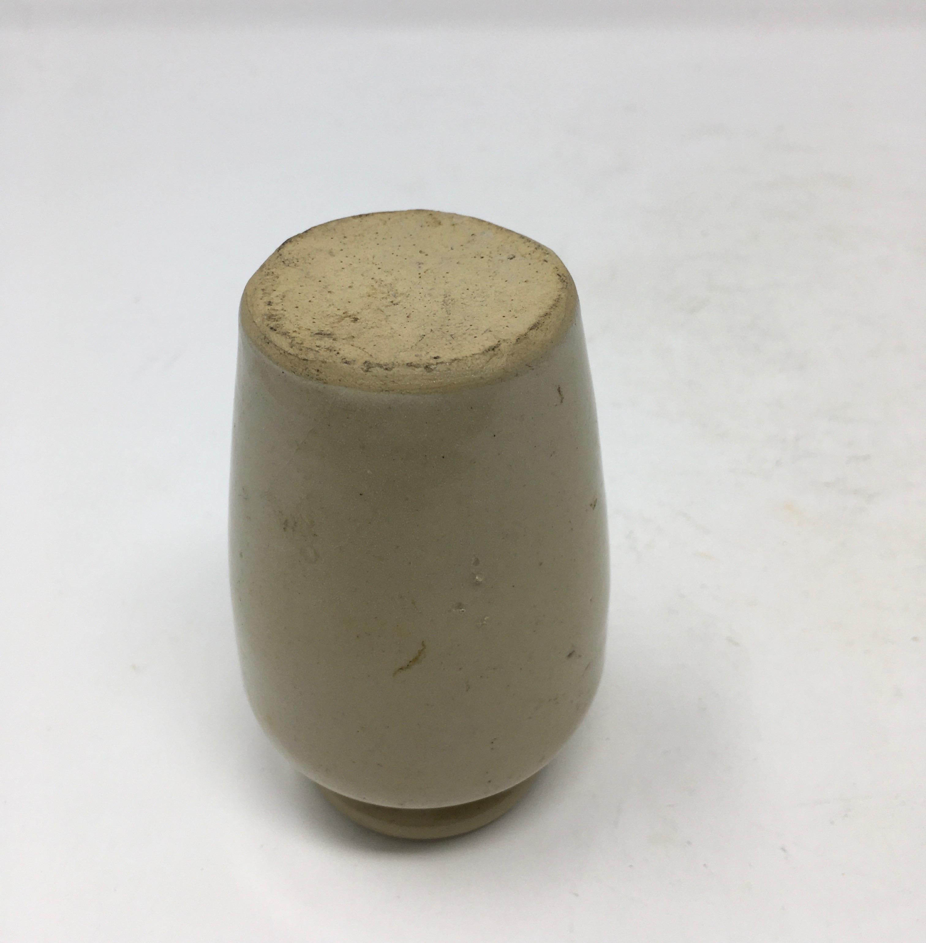 Richardson's Thick-Cream Ironstone Advertising Jar In Good Condition In Houston, TX