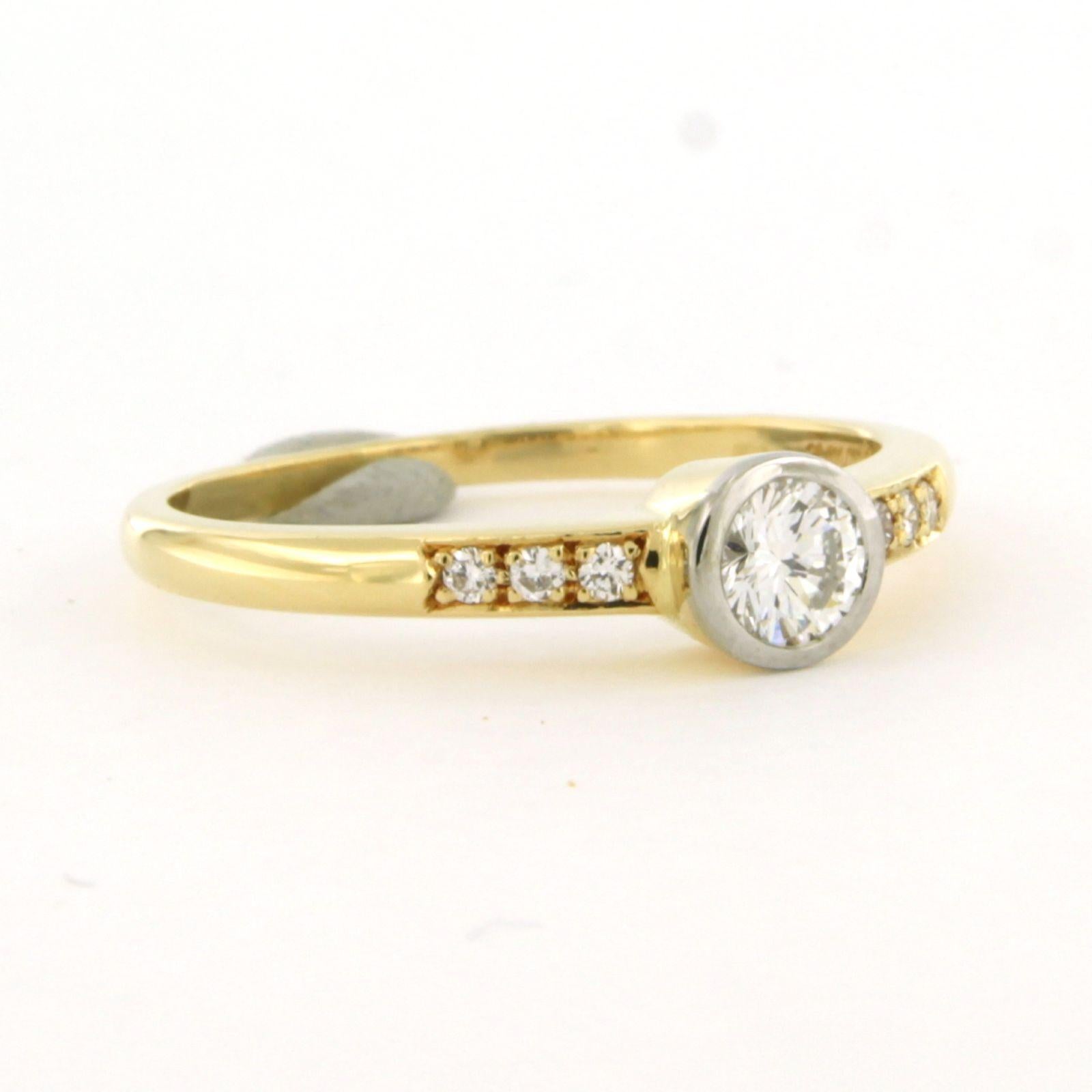 Anello RICHARZ con diamanti taglio brillante fino a 0,33ct in oro 18k 3,1 grammi In condizioni ottime in vendita a The Hague, ZH
