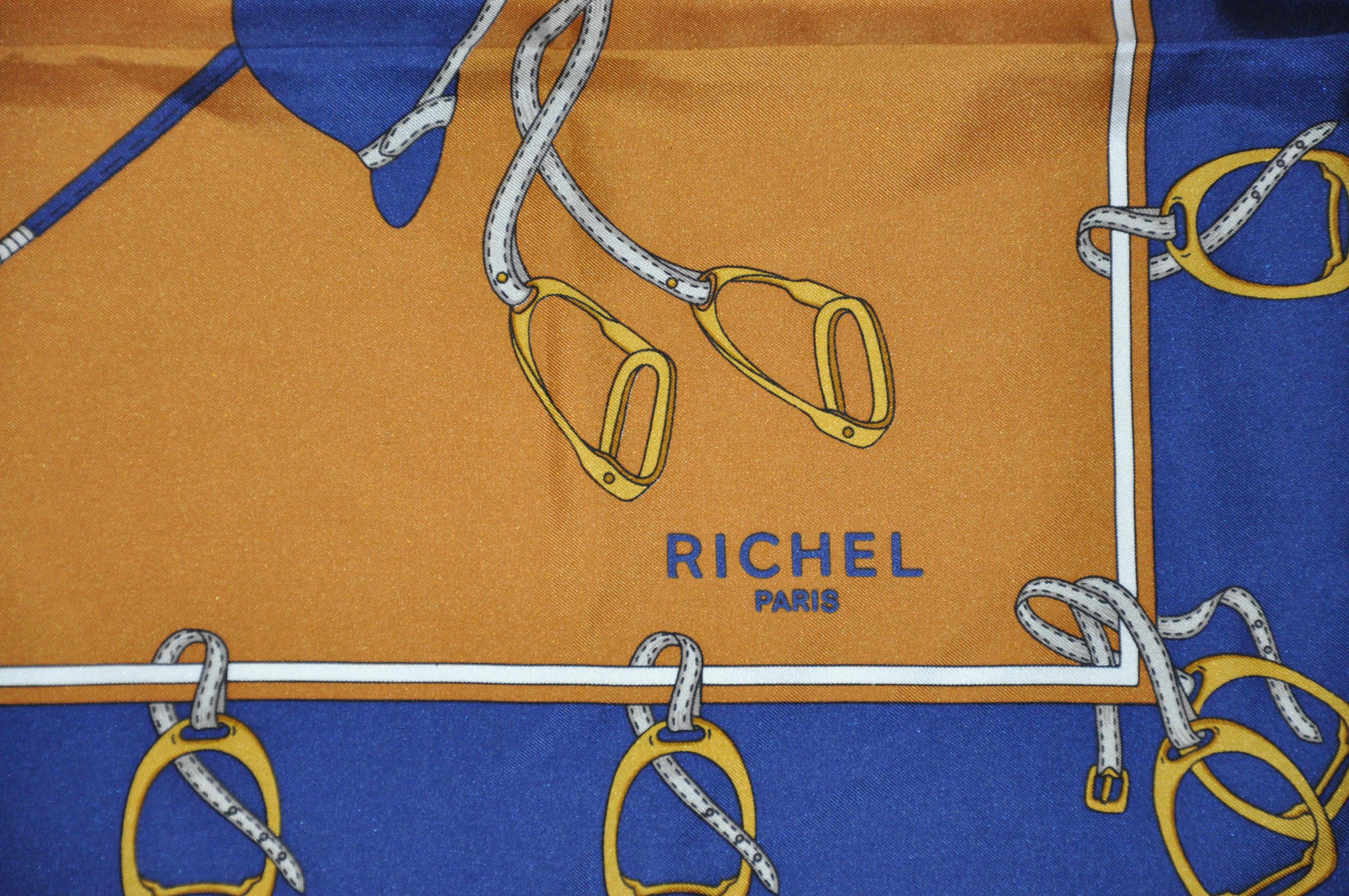 Marron Écharpe en soie Richel (Paris) marron doré et bleu marine « Ranging Gear » en vente