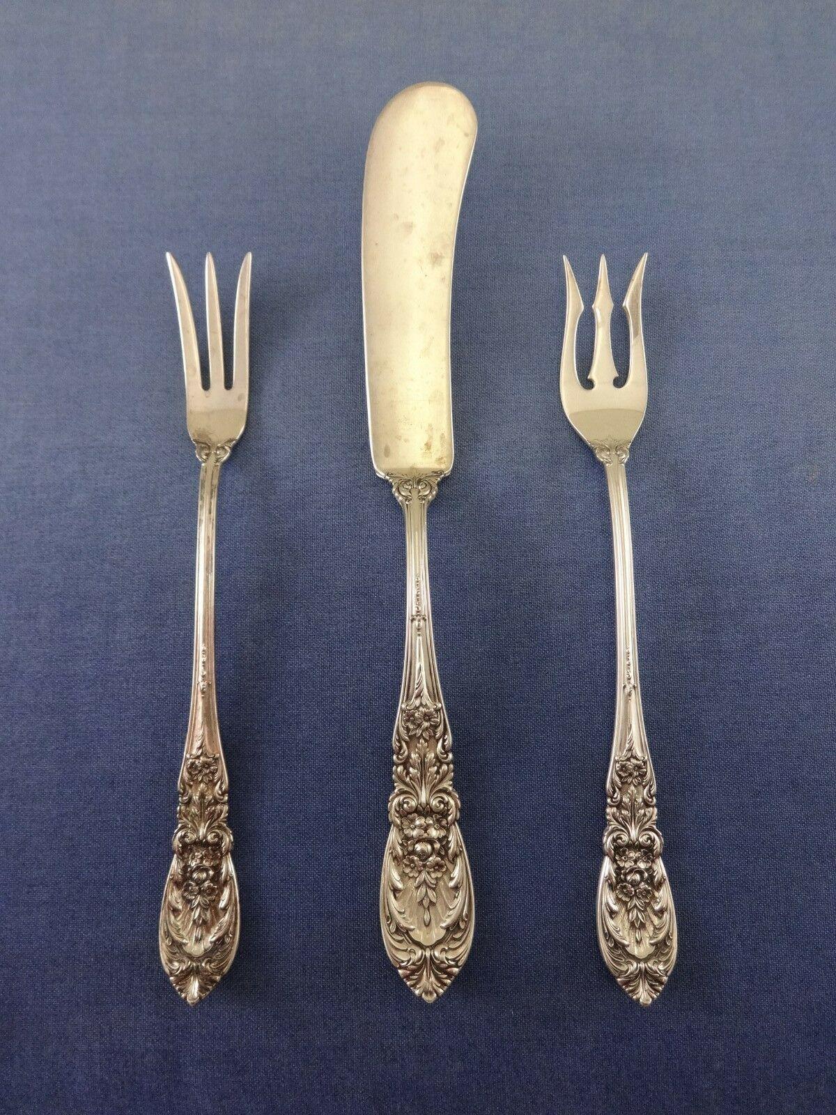 Service de couverts de table en argent sterling 45 pièces Richelieu par International en vente 2