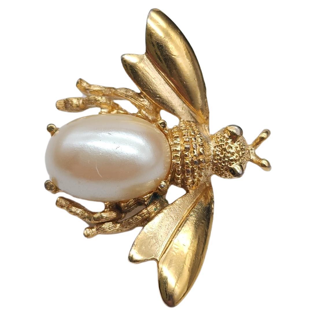 Richelieu Broche de oro con perla de imitación Alfiler de abeja Vintage