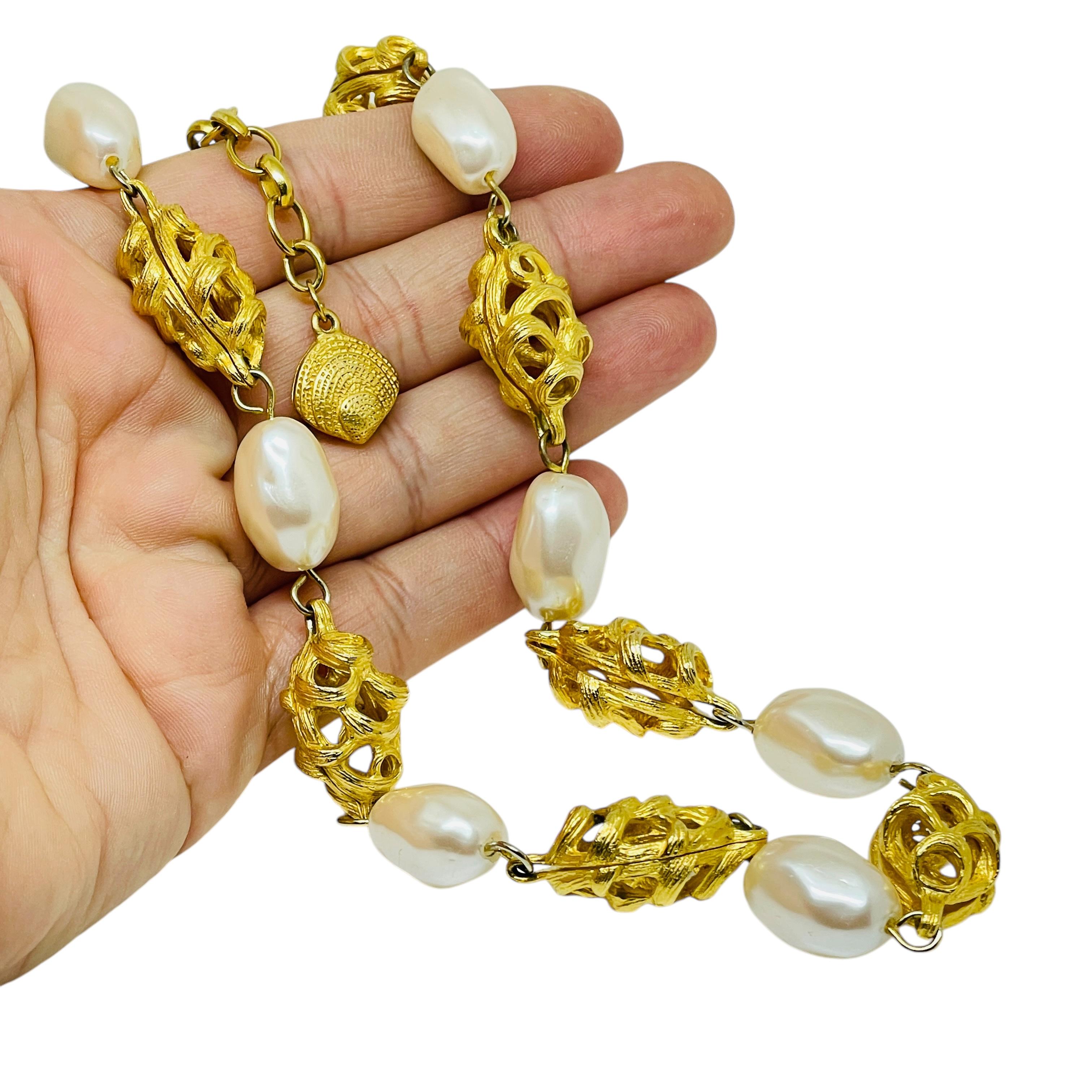 Collana firmata RICHELIEU con finte perle d'oro d'epoca in vendita 1