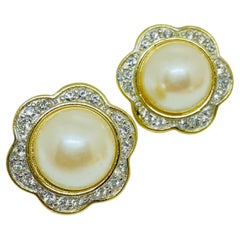RICHELIEU vintage signed gold tone faux pearl rhinestones designer clip earrings