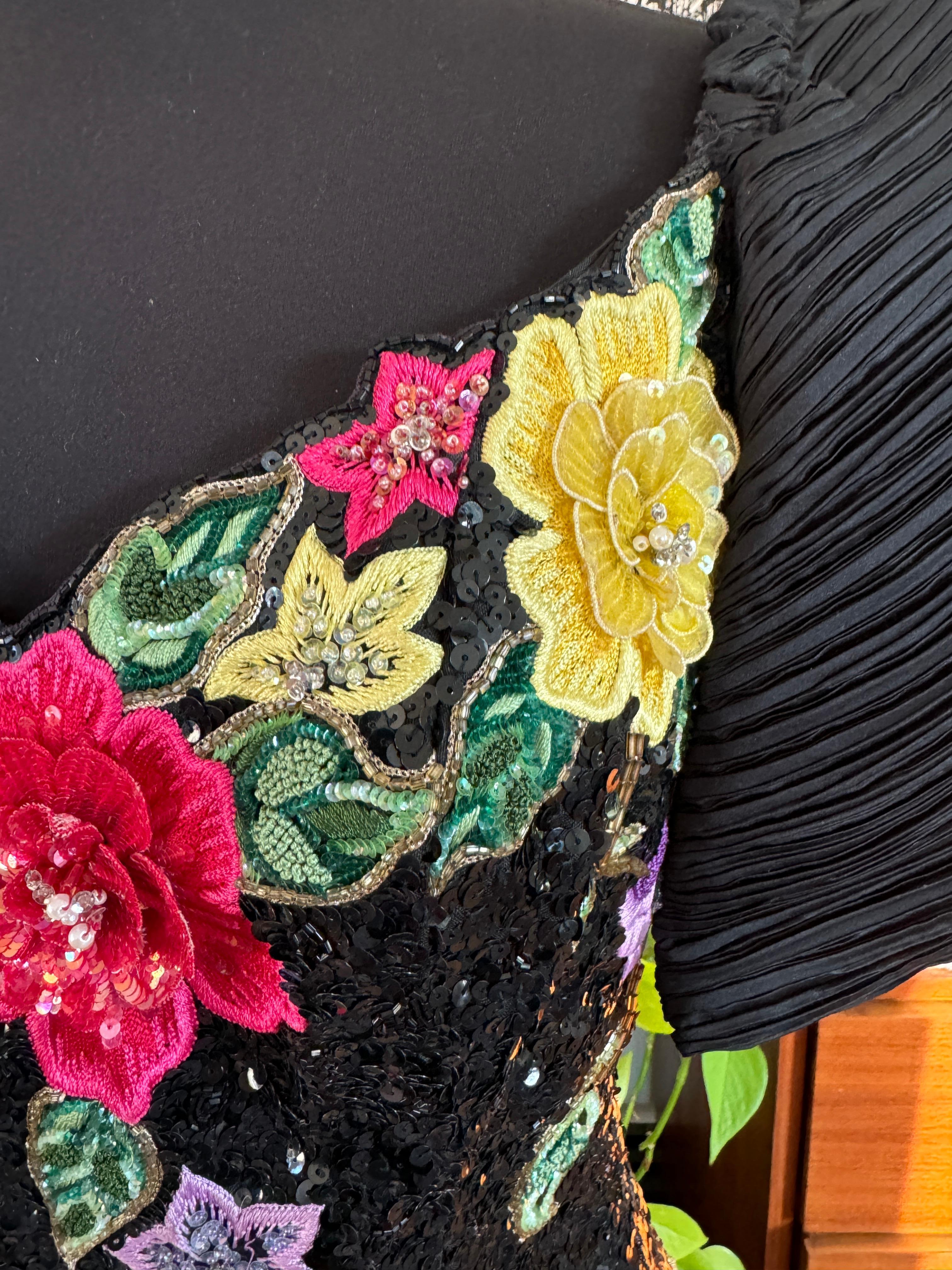 Richilene Bata Negra Floral Esculpida con Lentejuelas Años 90 Plisado Plisse en venta 8