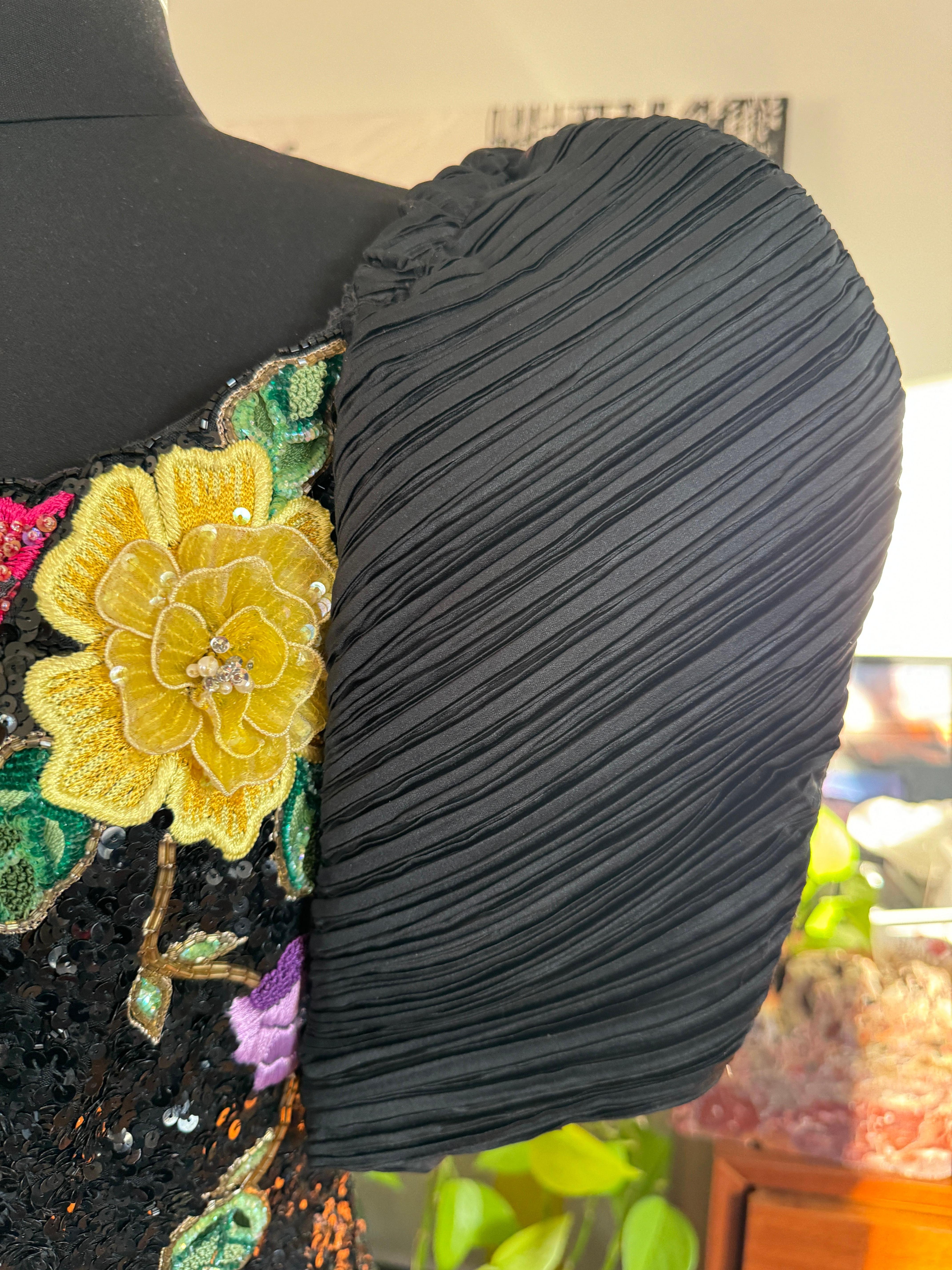 Richilene Bata Negra Floral Esculpida con Lentejuelas Años 90 Plisado Plisse en venta 10