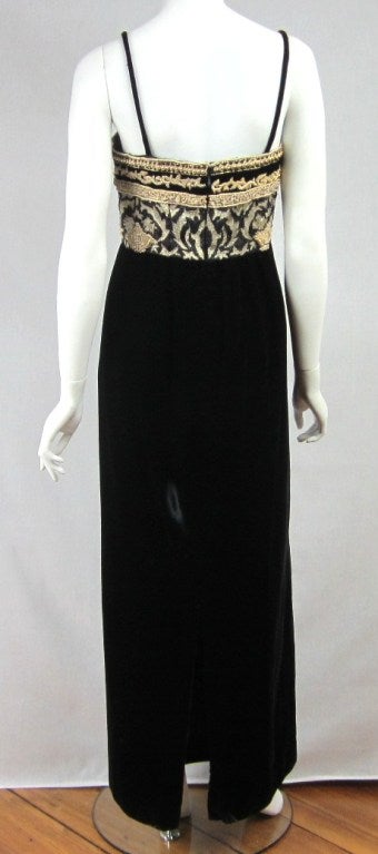  Richilene Robe Fleur De Lis noire et dorée, années 1980  en vente 2