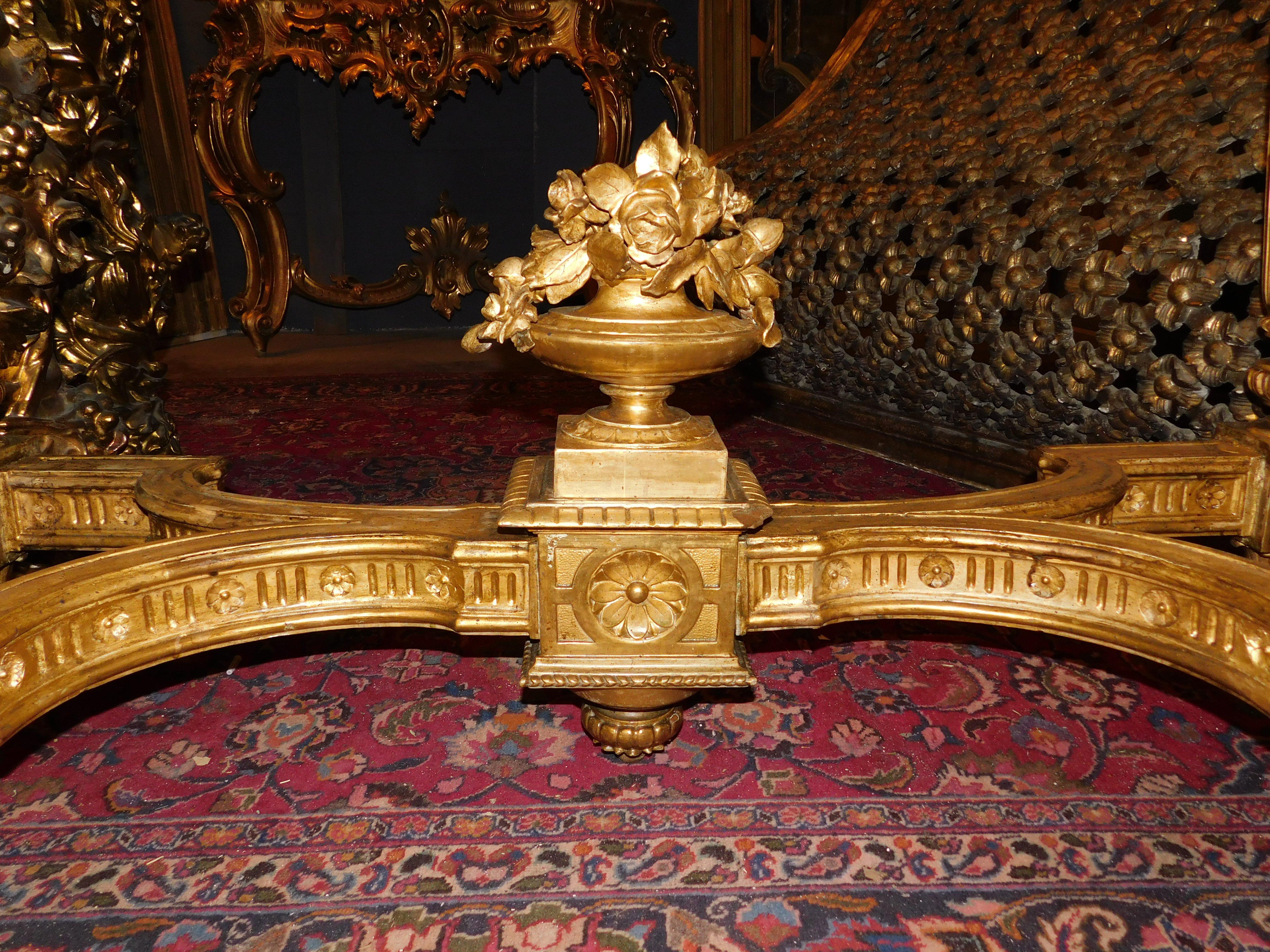 Richly carved and gilded wooden console table, white marble top, Italy For Sale 1