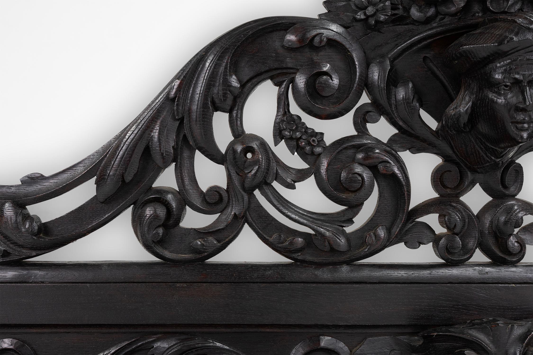 Etagère baroque en bois noir richement sculpté, France ca. 1850 en vente 3