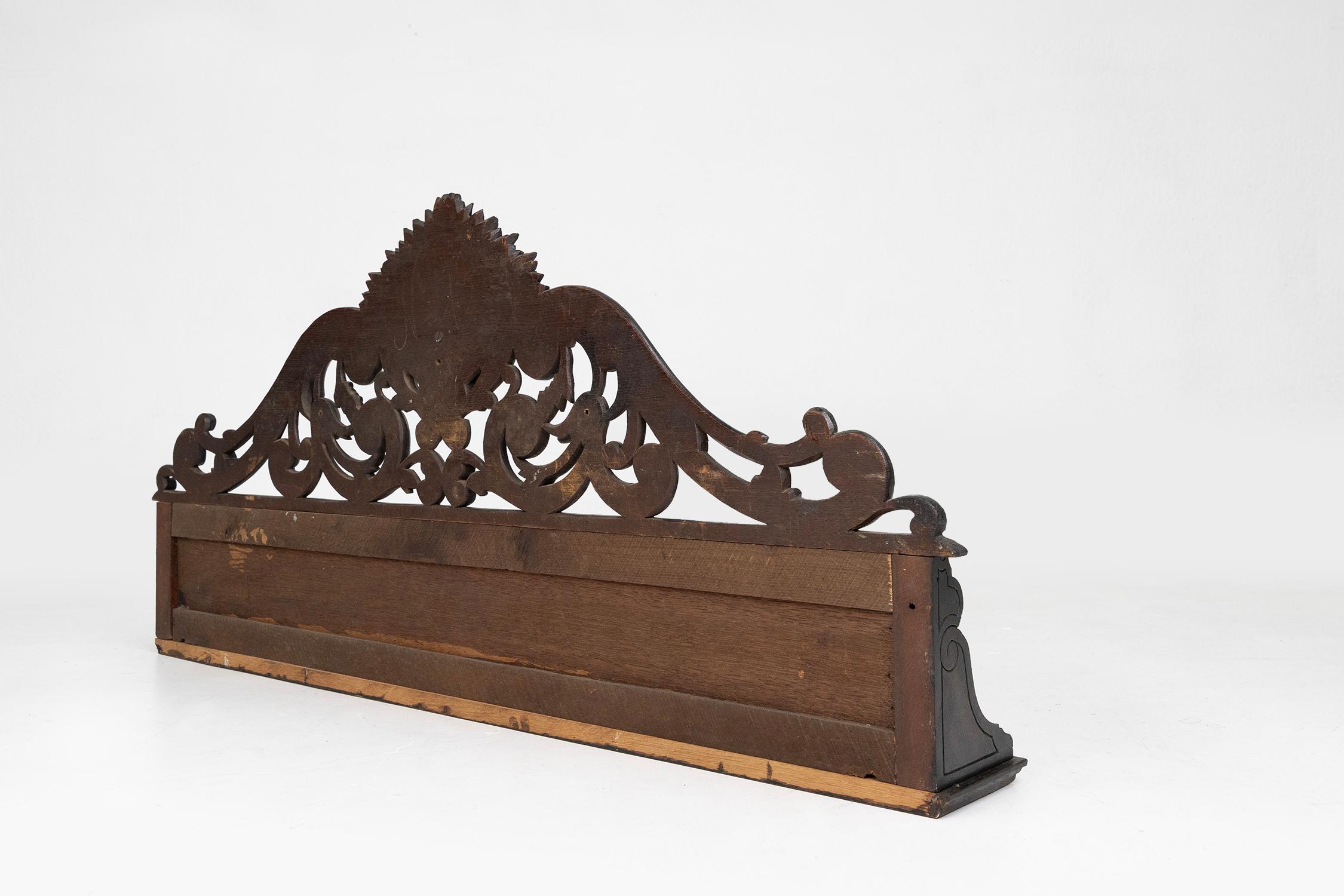 Etagère baroque en bois noir richement sculpté, France ca. 1850 en vente 7