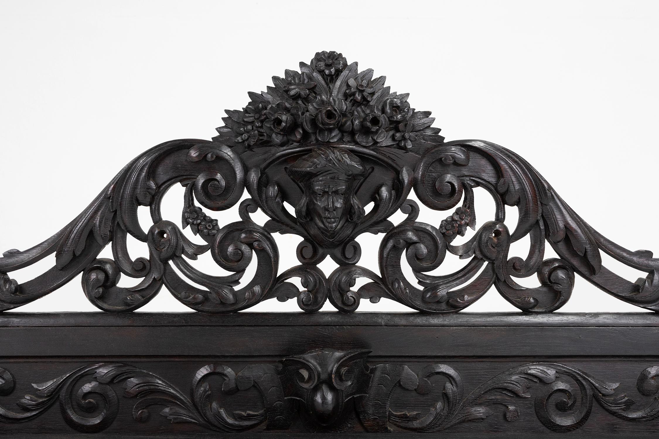Baroque Etagère baroque en bois noir richement sculpté, France ca. 1850 en vente