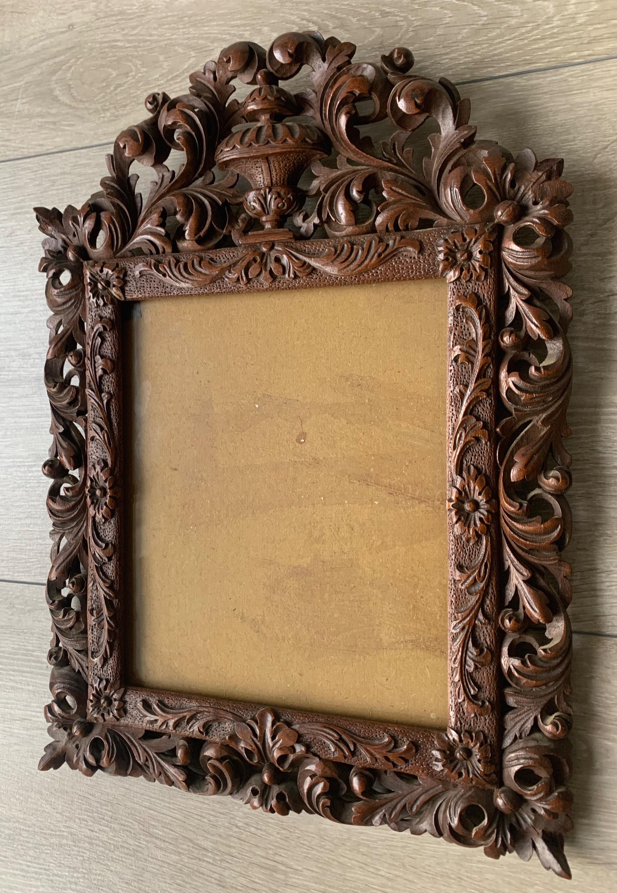 Hand-Carved Richly Carved Baroque Revival Italian Picture Frame with Scrolling Leaves & Vase For Sale