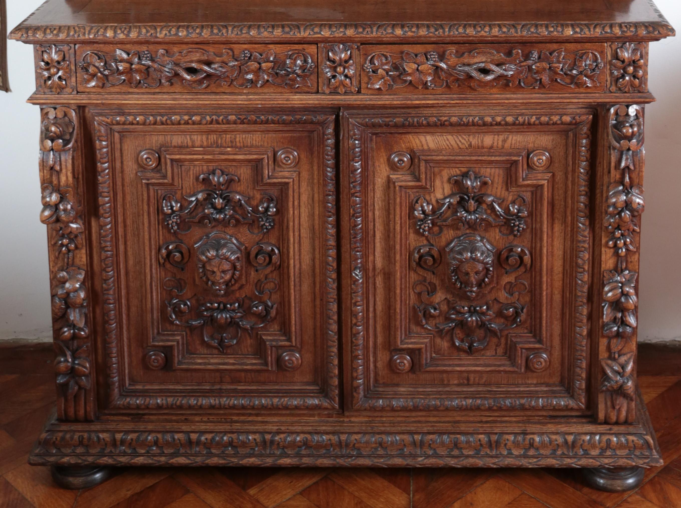 Oak Richly carved bookcase / sideboard. Neo-Renaissance