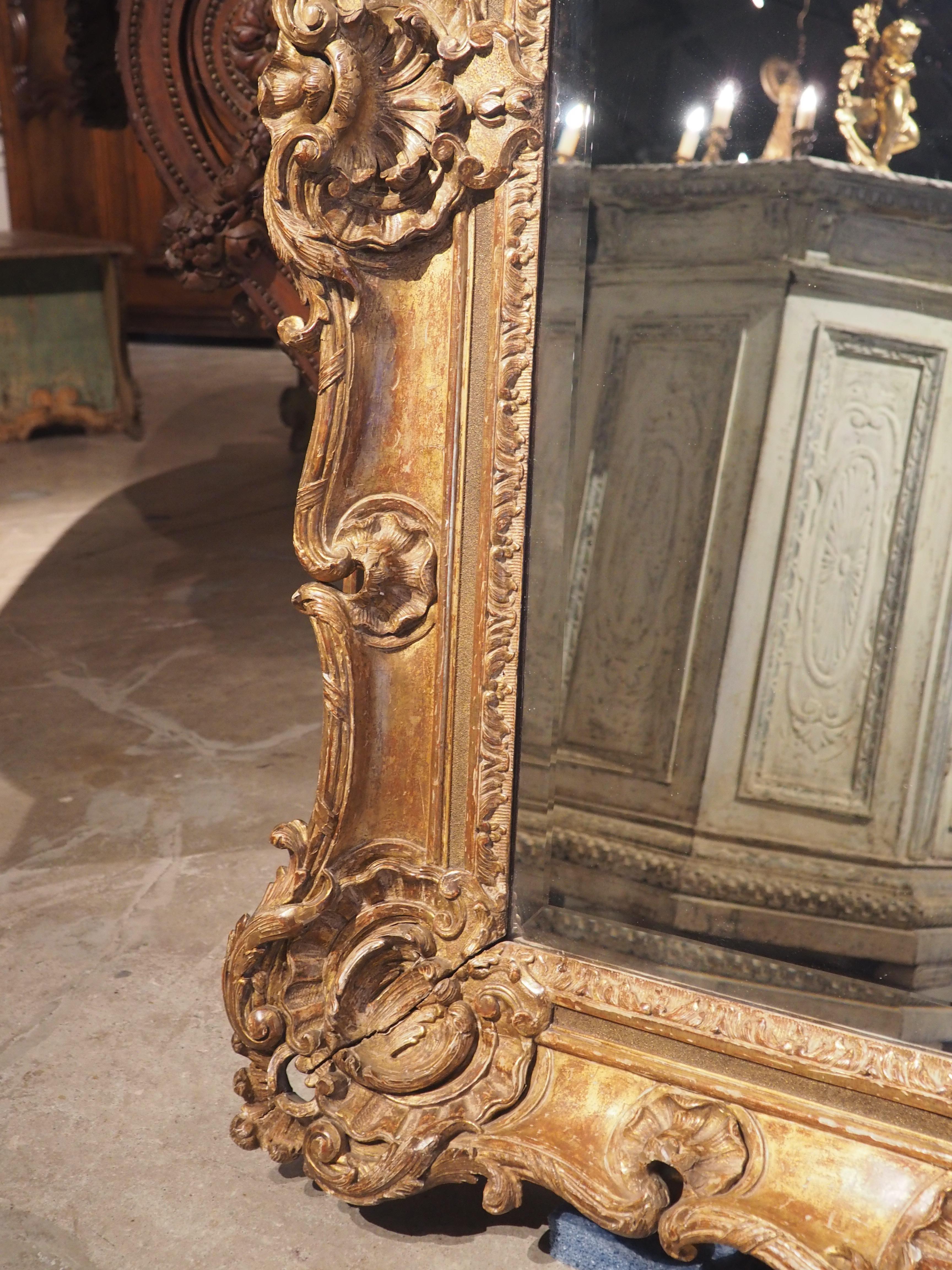 Richly Carved French Louis XV Giltwood Mirror In Good Condition In Dallas, TX