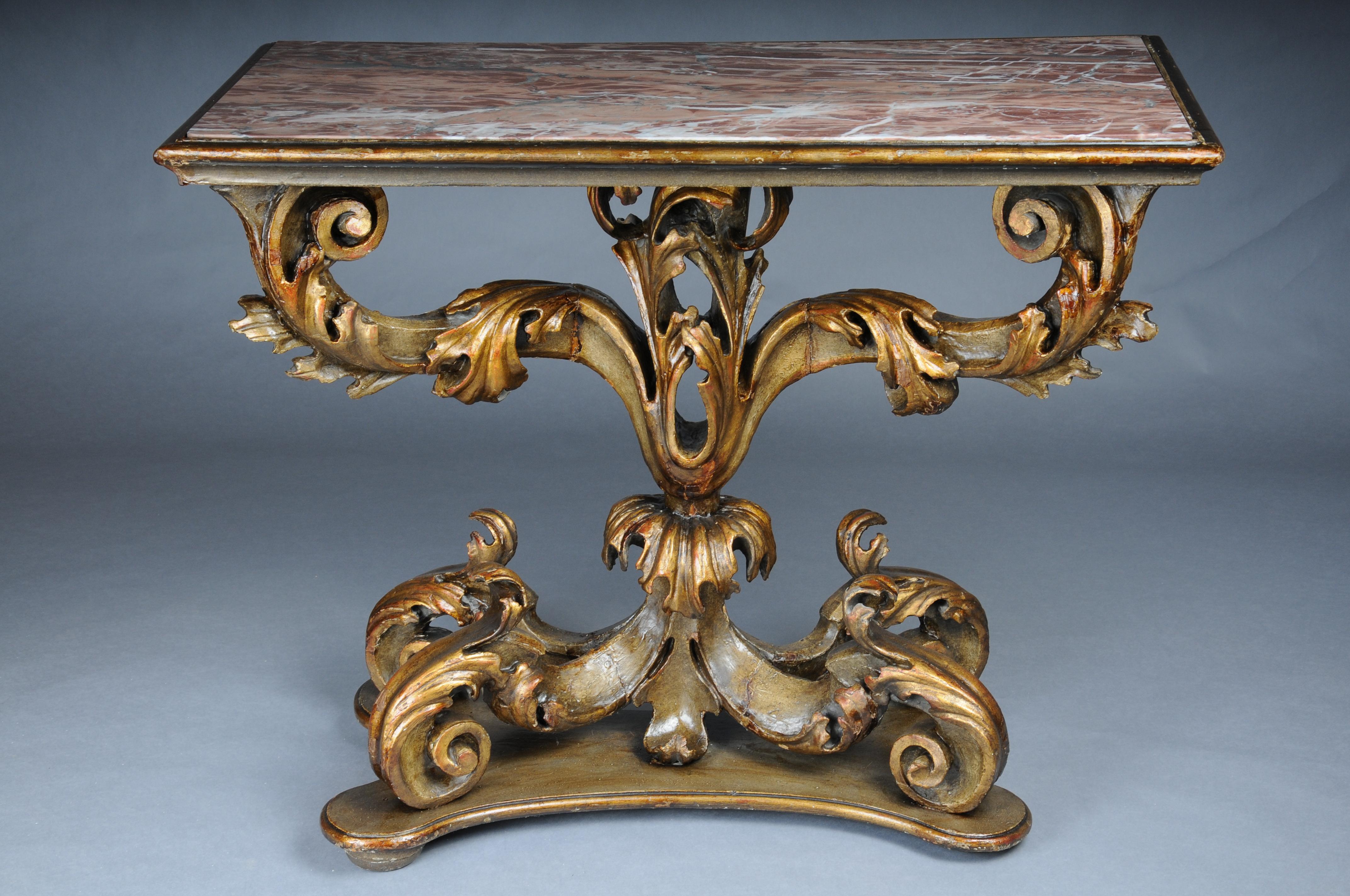 Console murale italienne richement sculptée, vers 1900 en vente 5