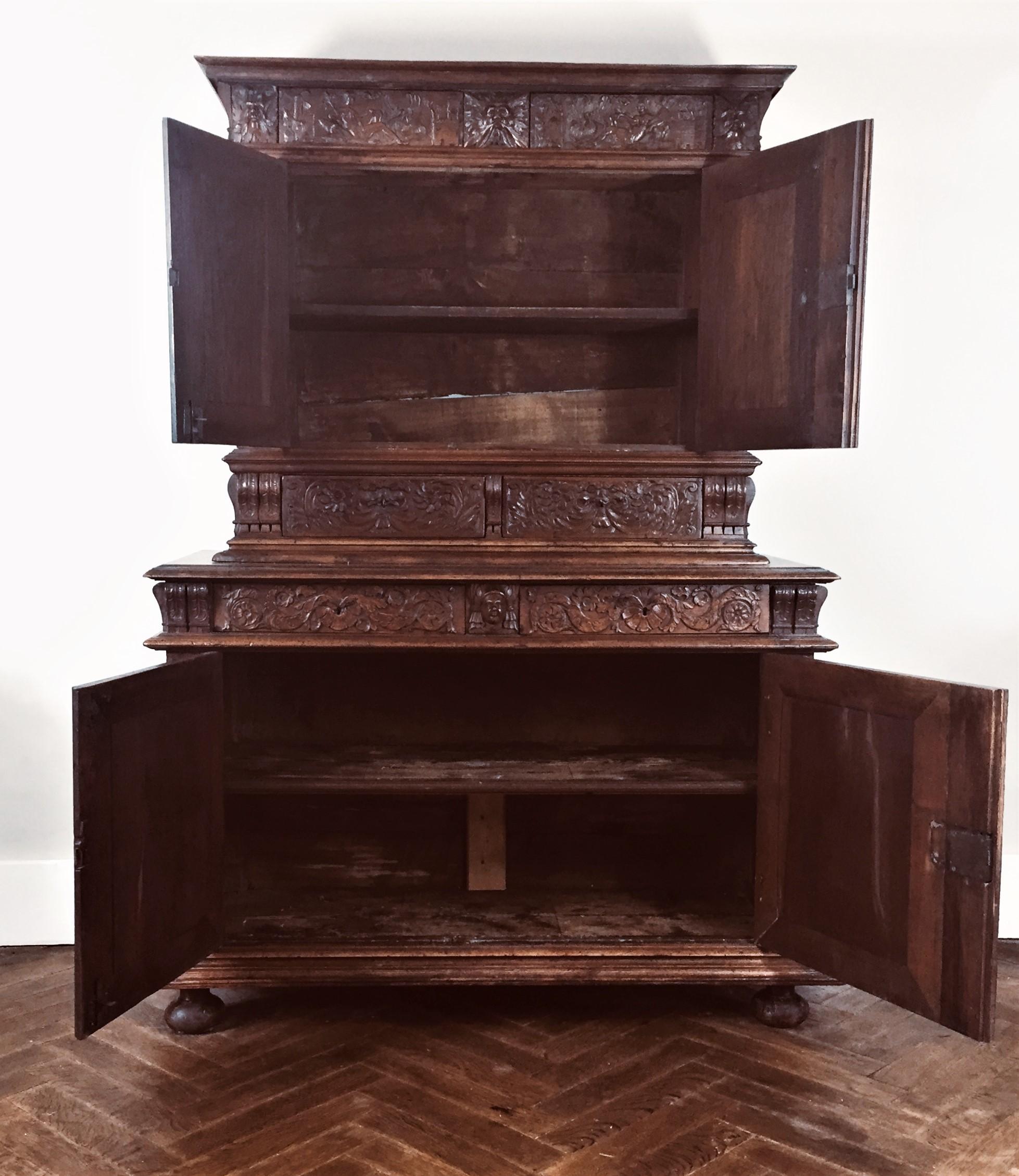 French Richly Carved Sideboard Buffet - Renaissance- circa 1580 France For Sale 3