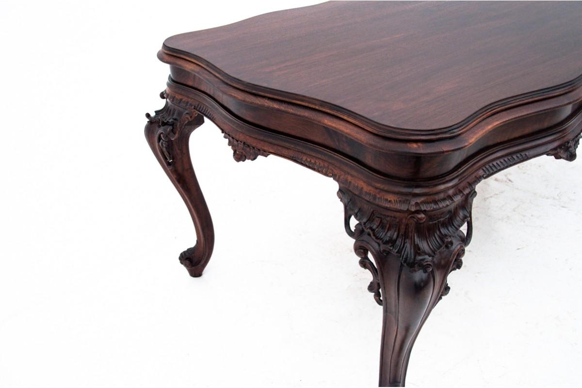Richly carved table, Southern Europe, first half of the 20th century. After reno 2