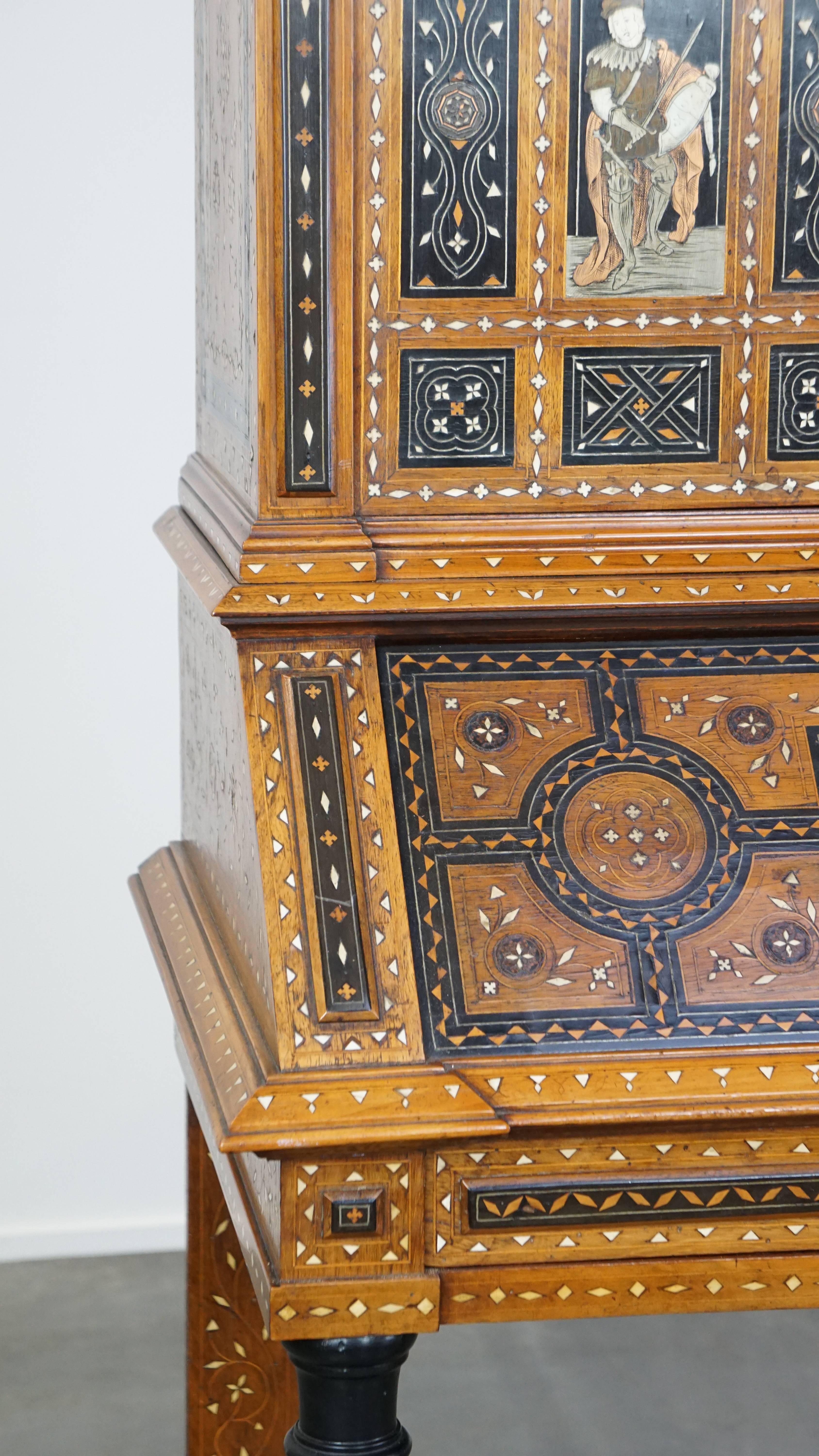 Richly decorated, inlaid antique Italian secretary in Moorish style, circa 1860 For Sale 5