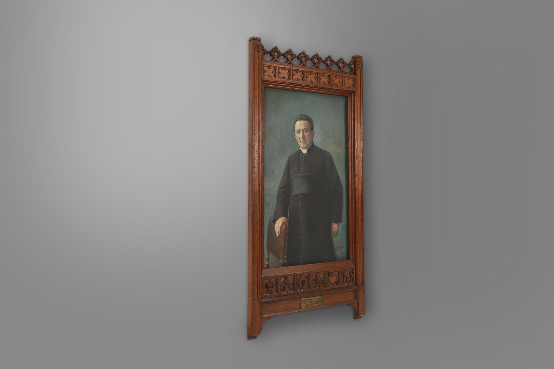 Gothic Revival Richly decorated neo-gothic frame with colored photo of a school director, Belgi For Sale