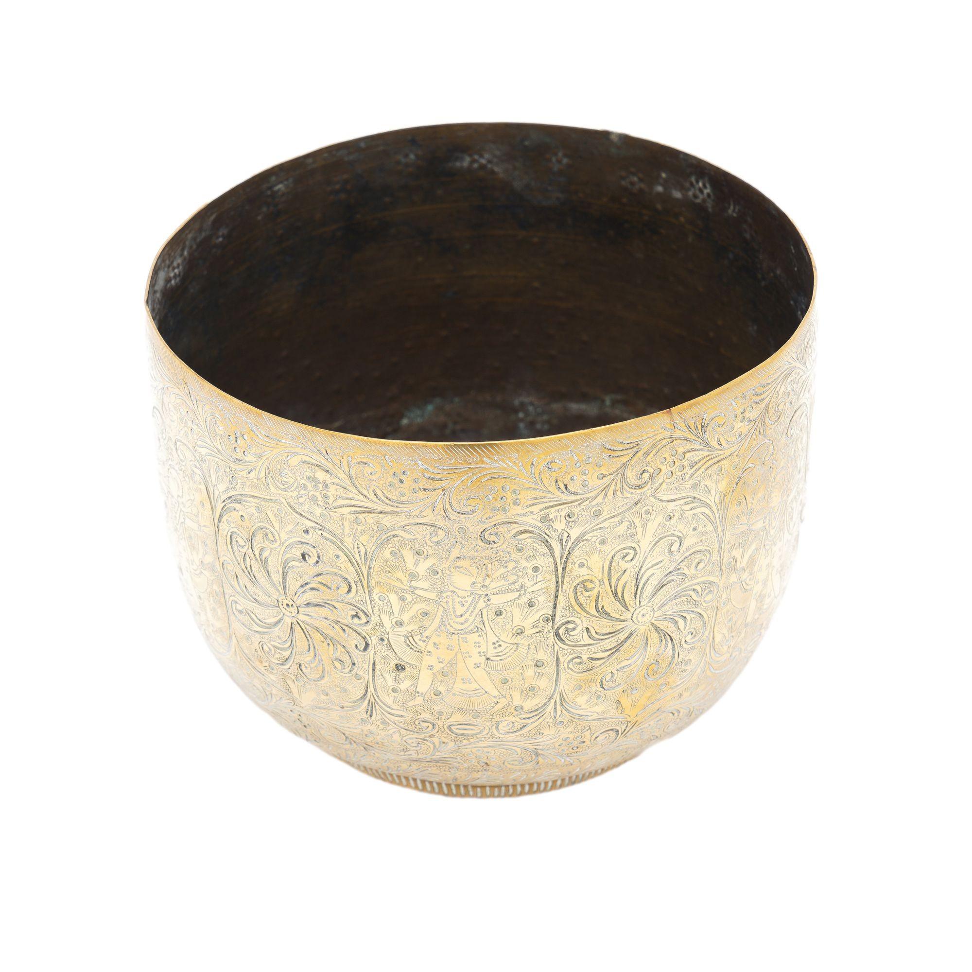 Brass Richly engraved Persian brass cachepot / jardiniere, c. 1880-1900