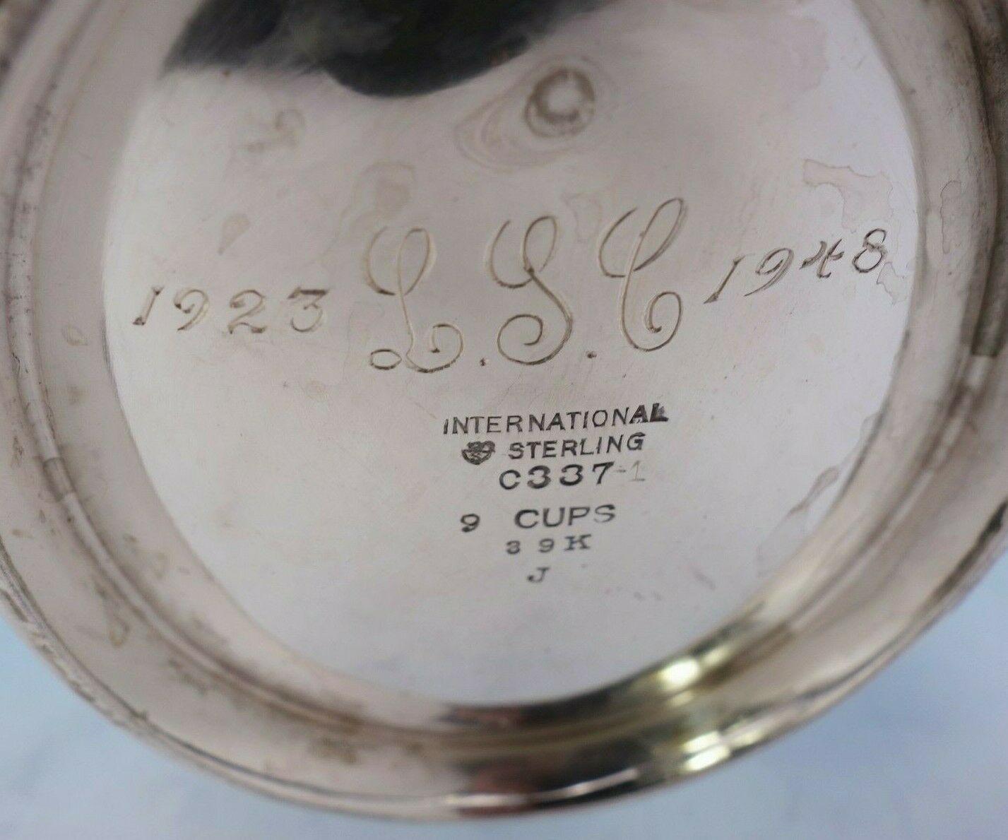 Service à thé 5 pièces en argent sterling ciselé à la main Richmond Chased par International 4