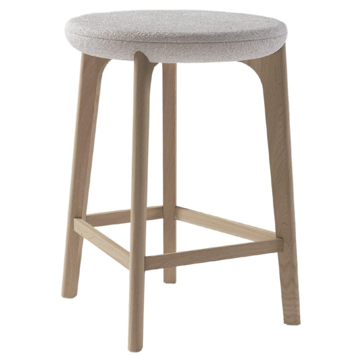 Tabouret de bar contemporain Richmond en bois et tissu en vente