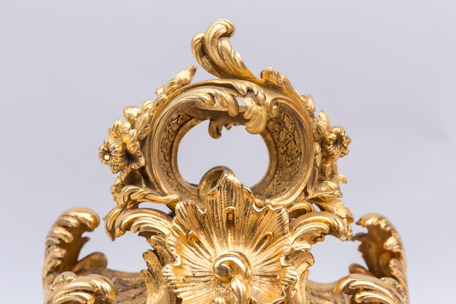Richond, Rocaille Style Clock in Gilt Bronze, before 1873 In Good Condition In Saint-Ouen, FR